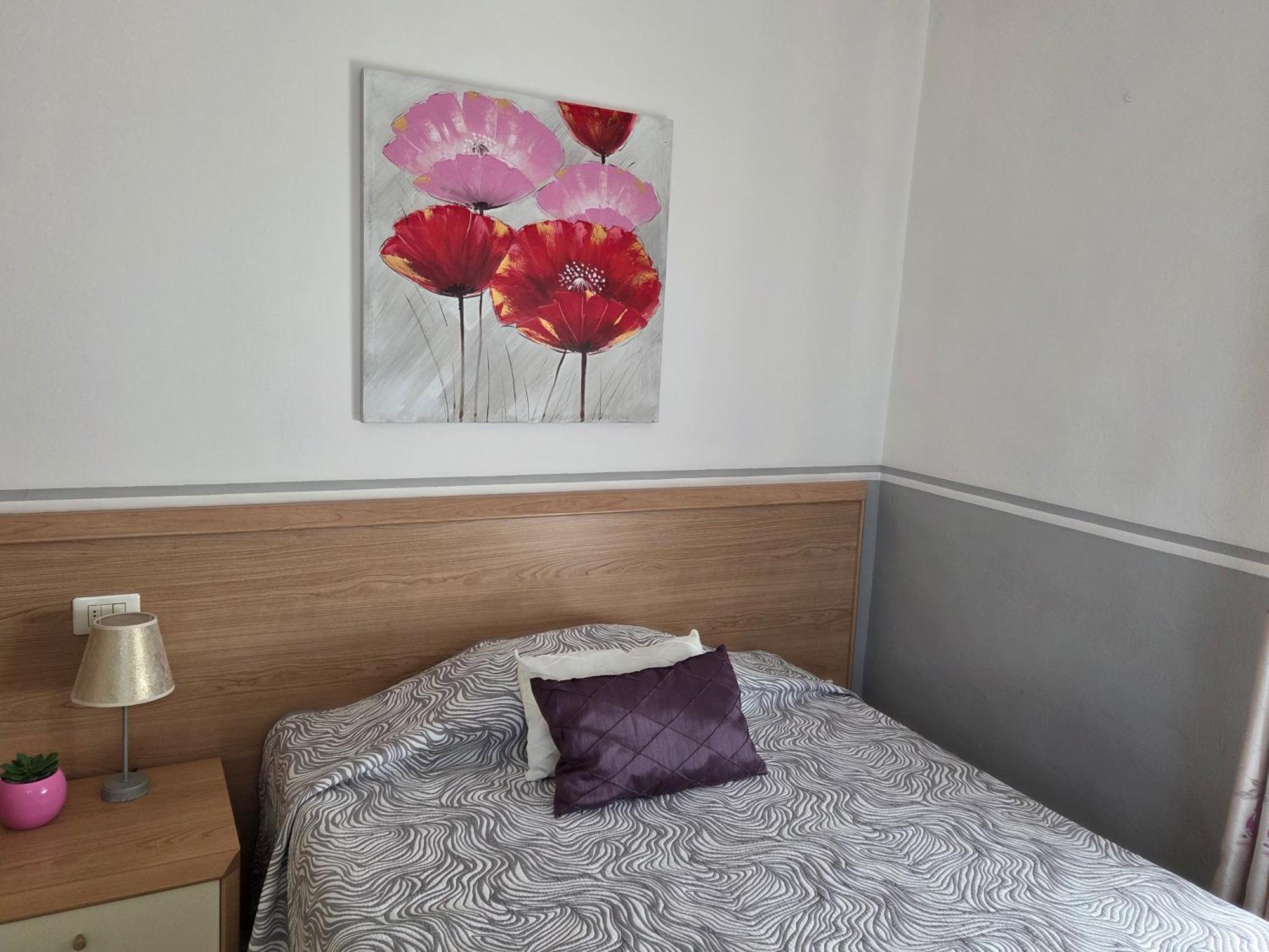 Single Room,1705006836:JPEG