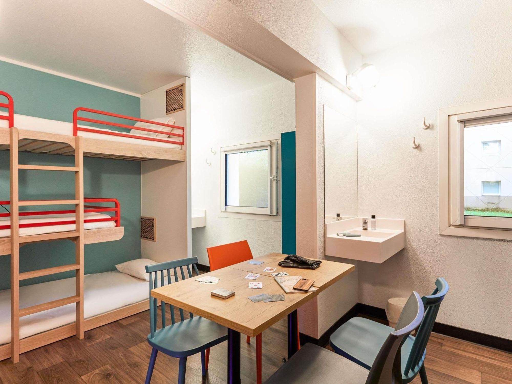 Room Three Single Bunk Beds,1731471865:JPEG