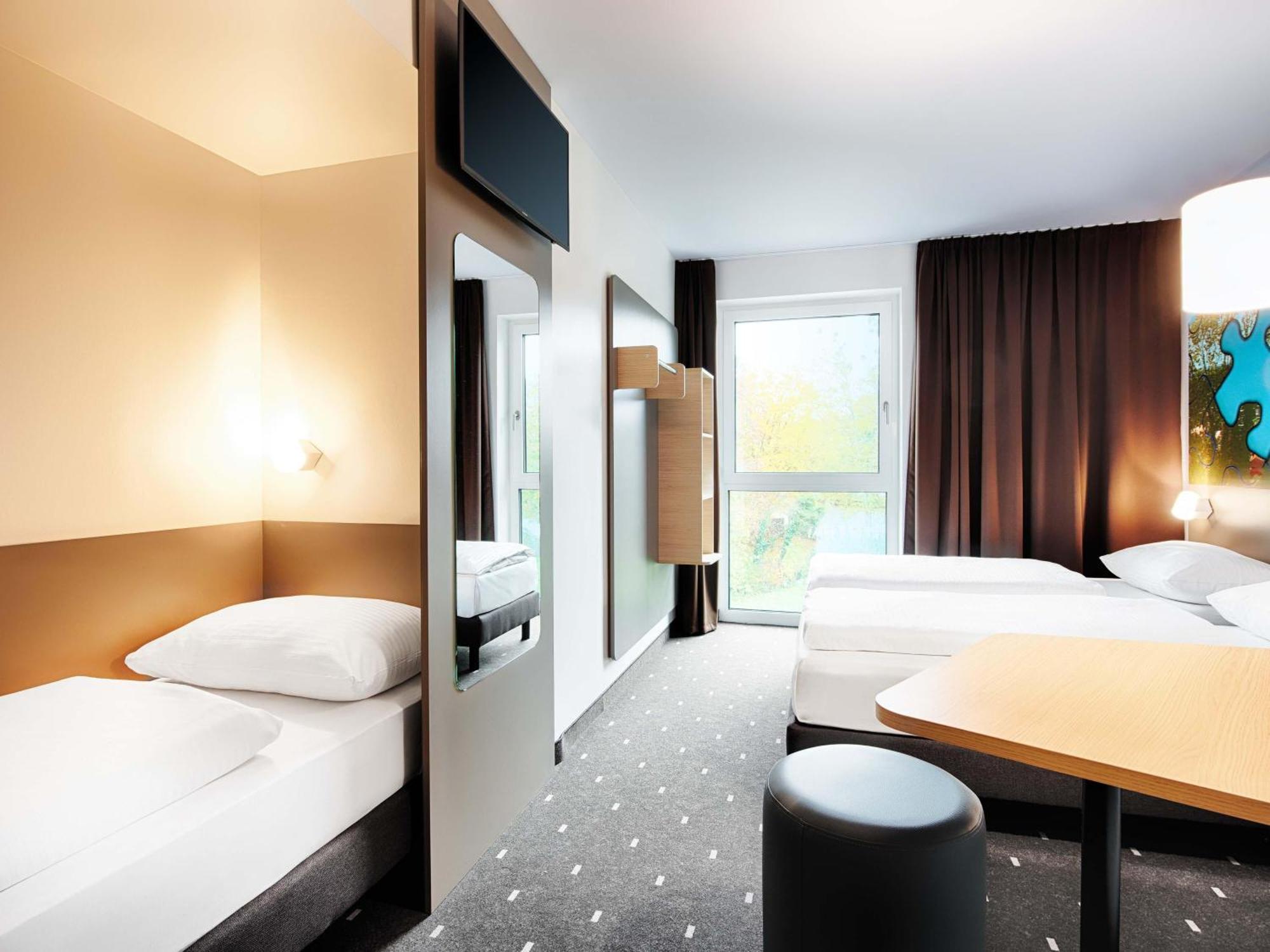 Triple Room,1705104607:JPEG