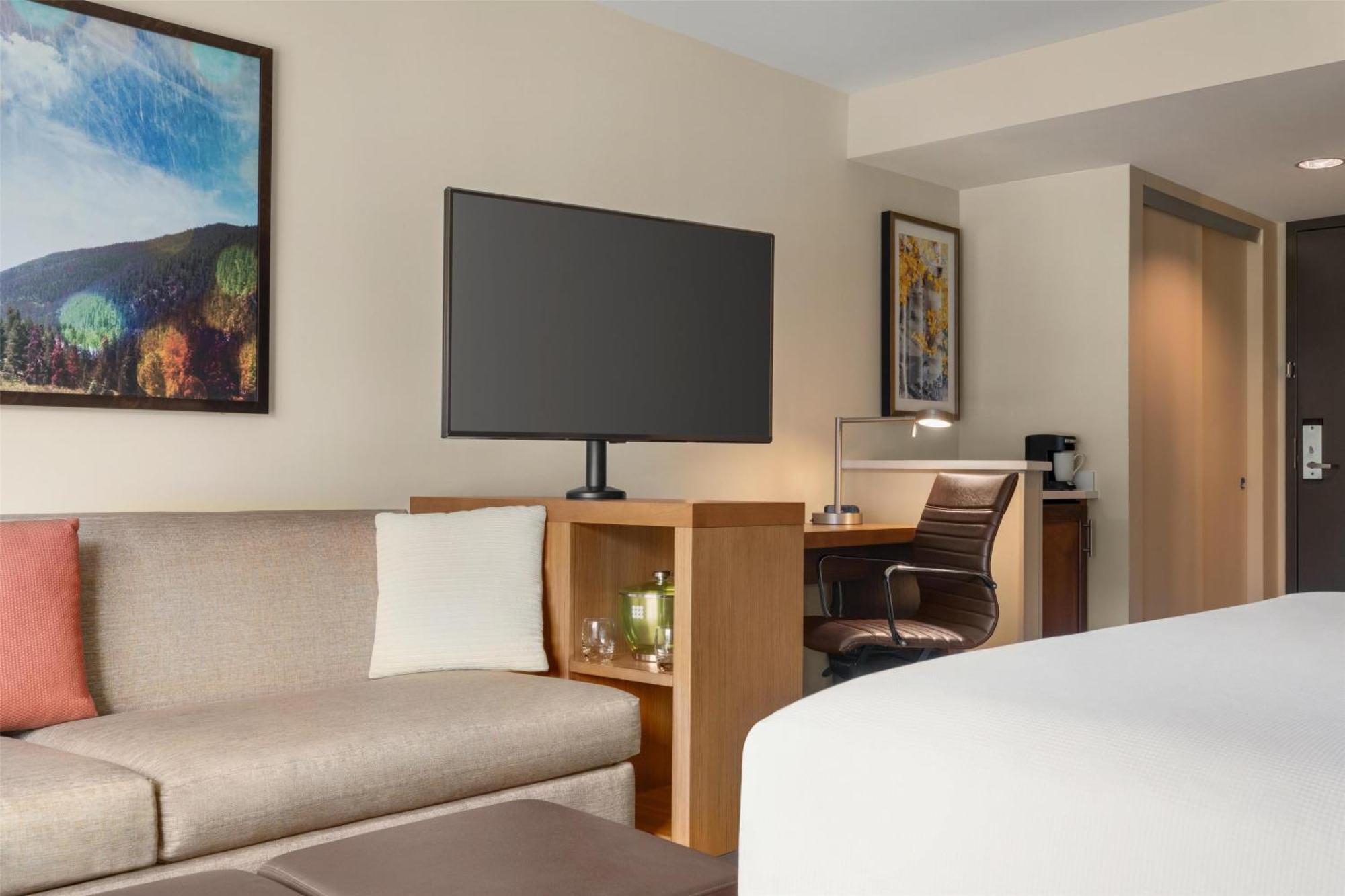 King Room Mountain View