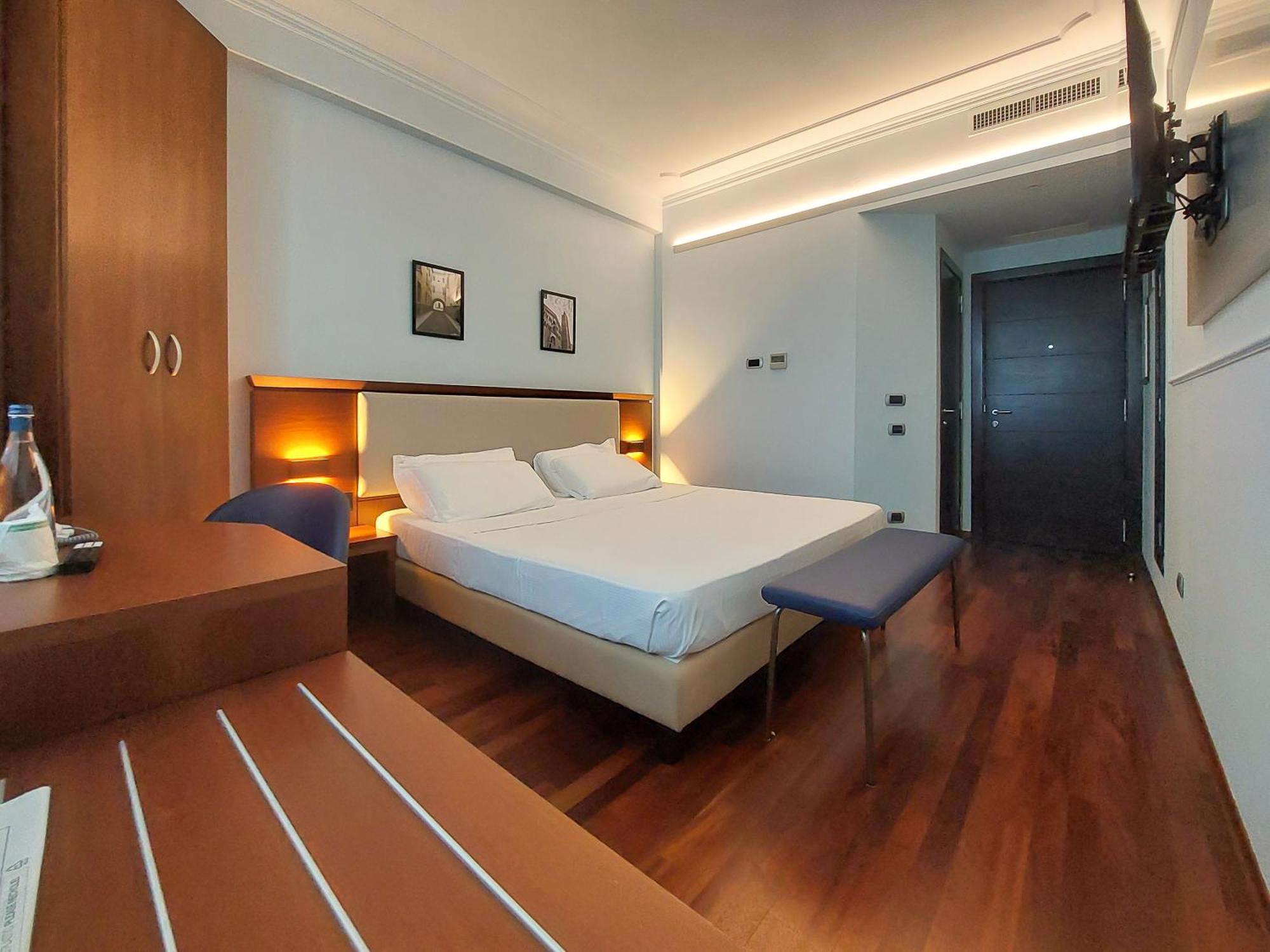 Double Room,1705577463:JPEG