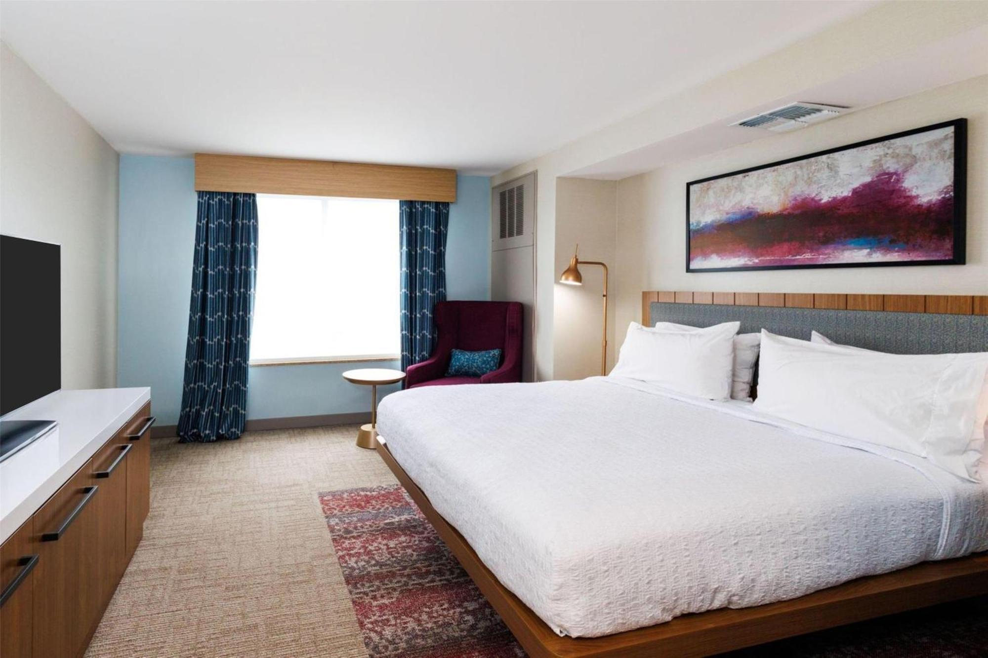 Junior King Suite