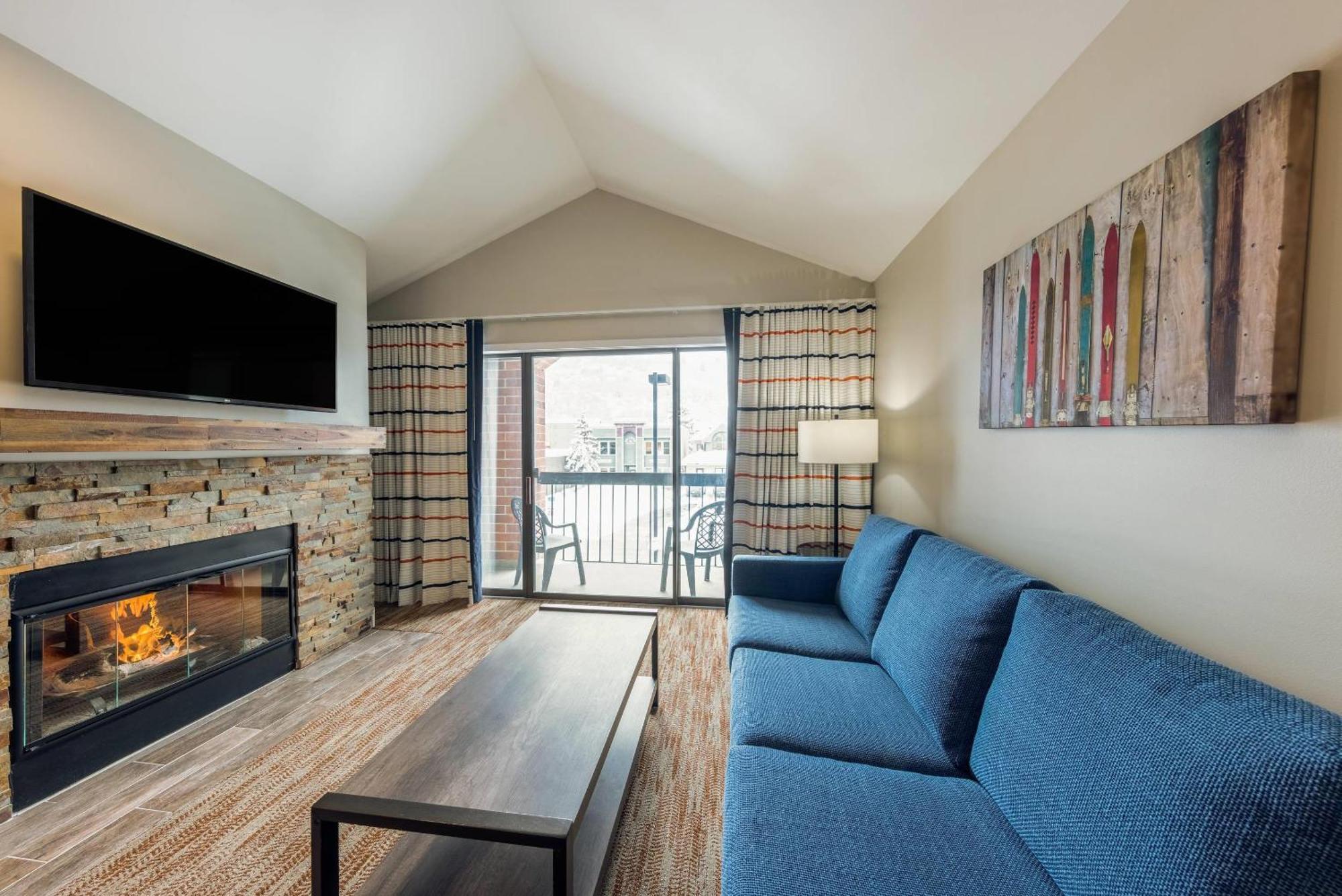 One-Bedroom Suite