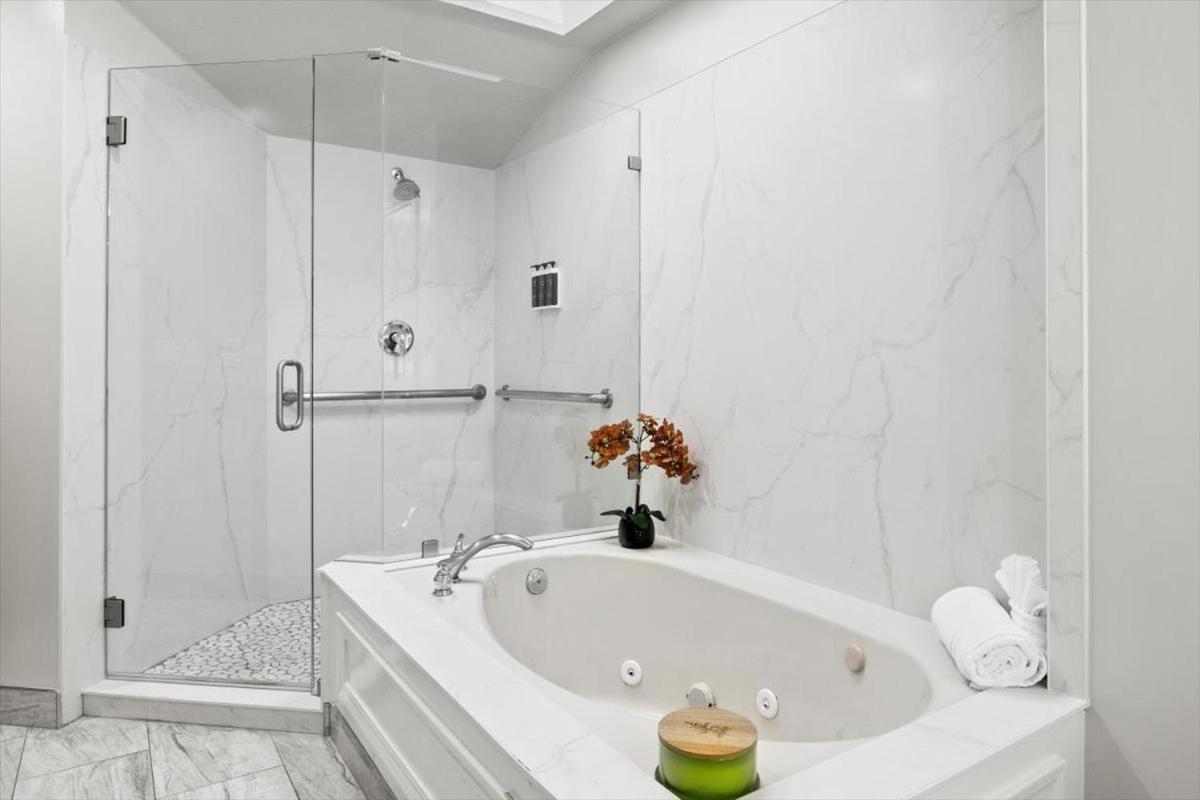 King Suite Whirlpool Non smoking
