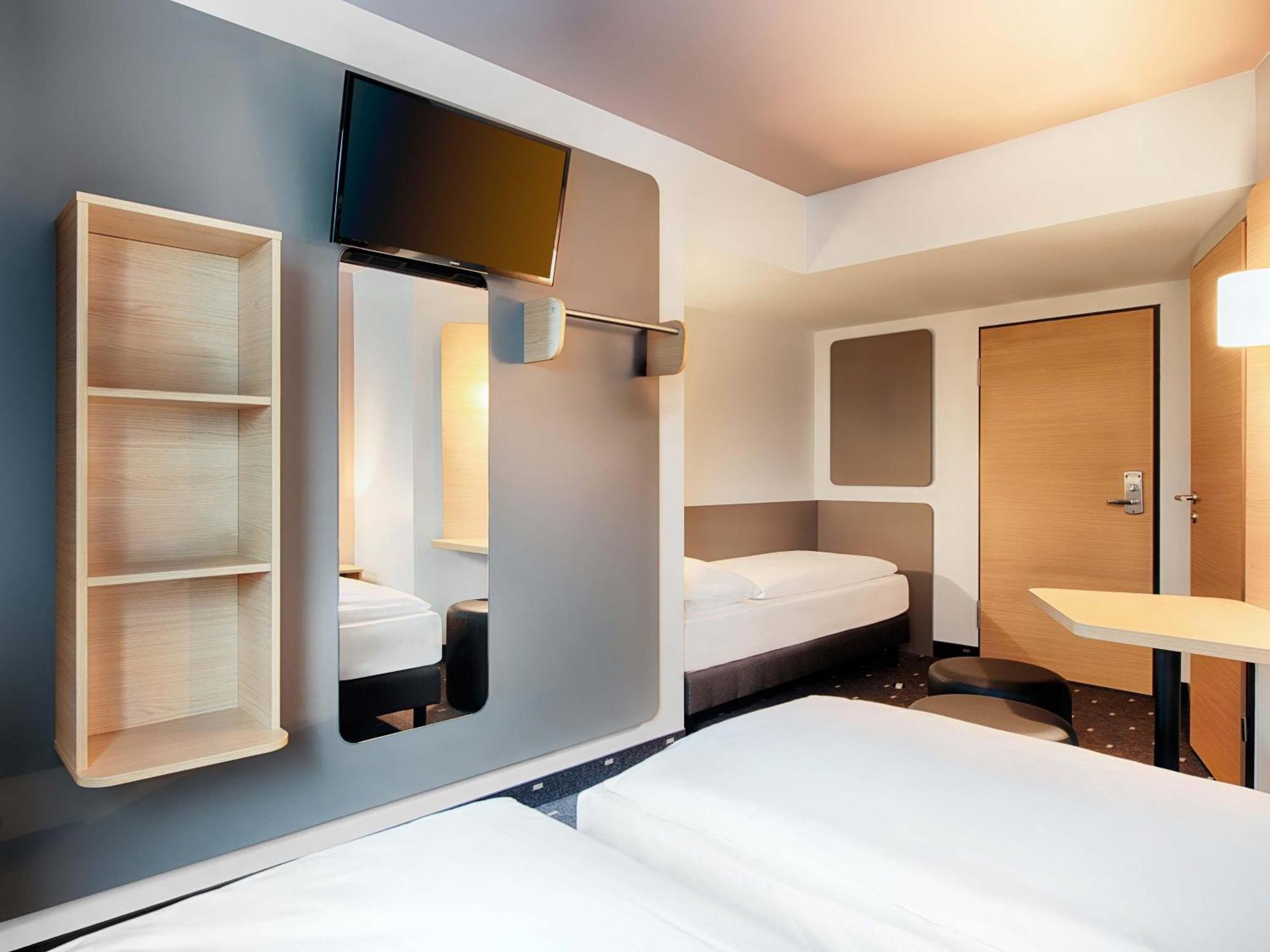 Triple Room,1705596126:JPEG