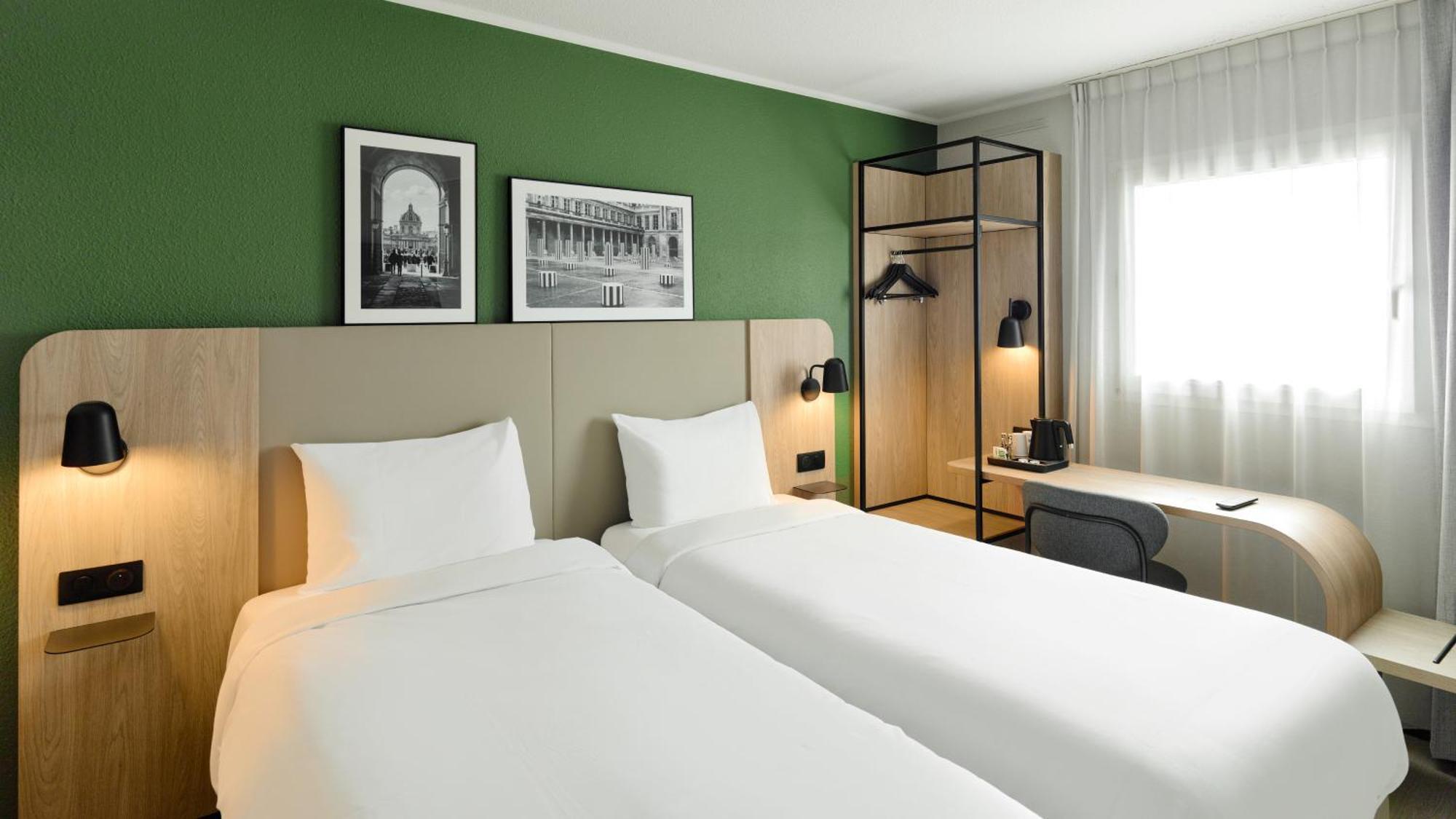 Standard Room 2 Single Beds