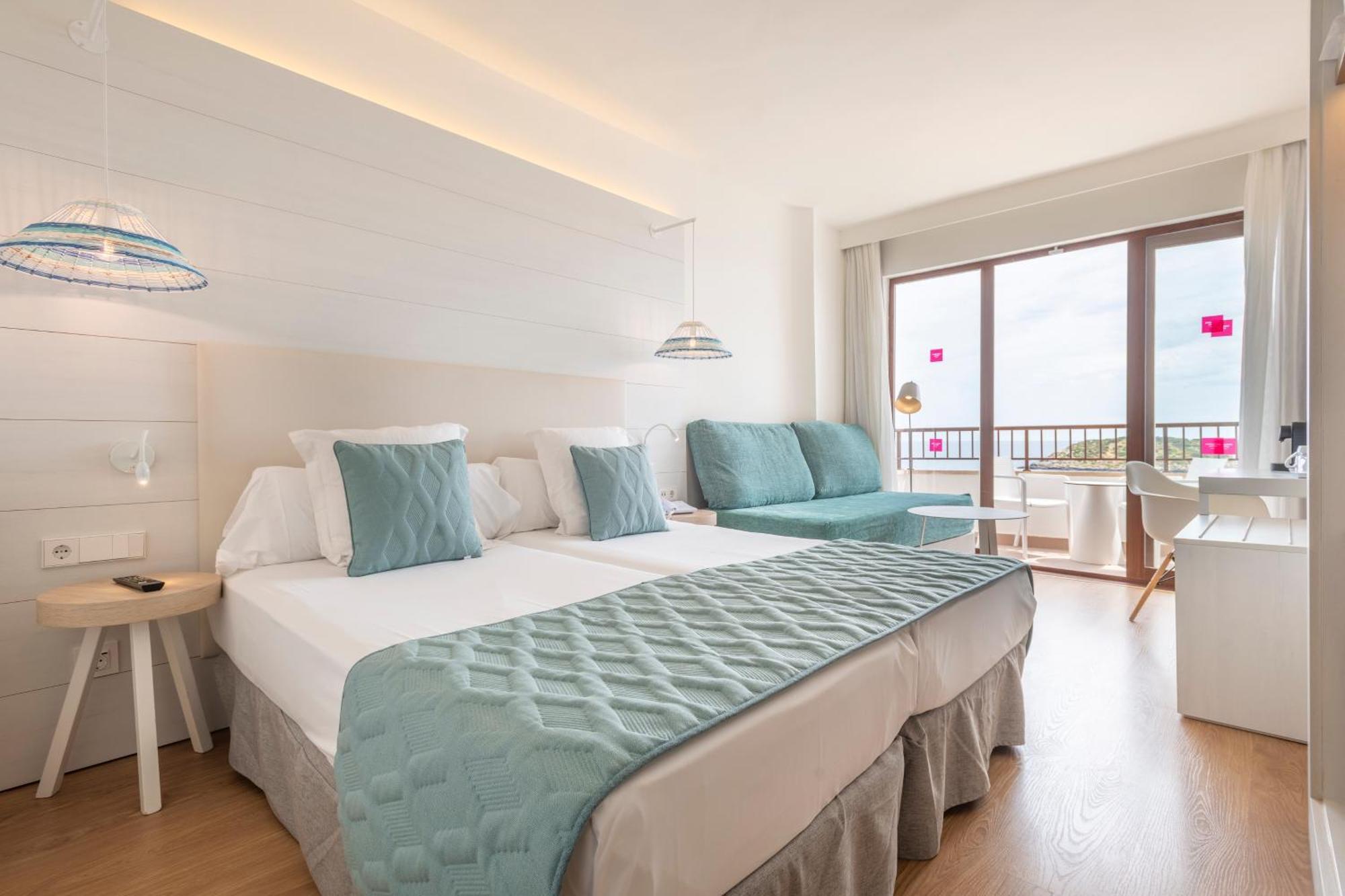 Deluxe Double Room Sea View