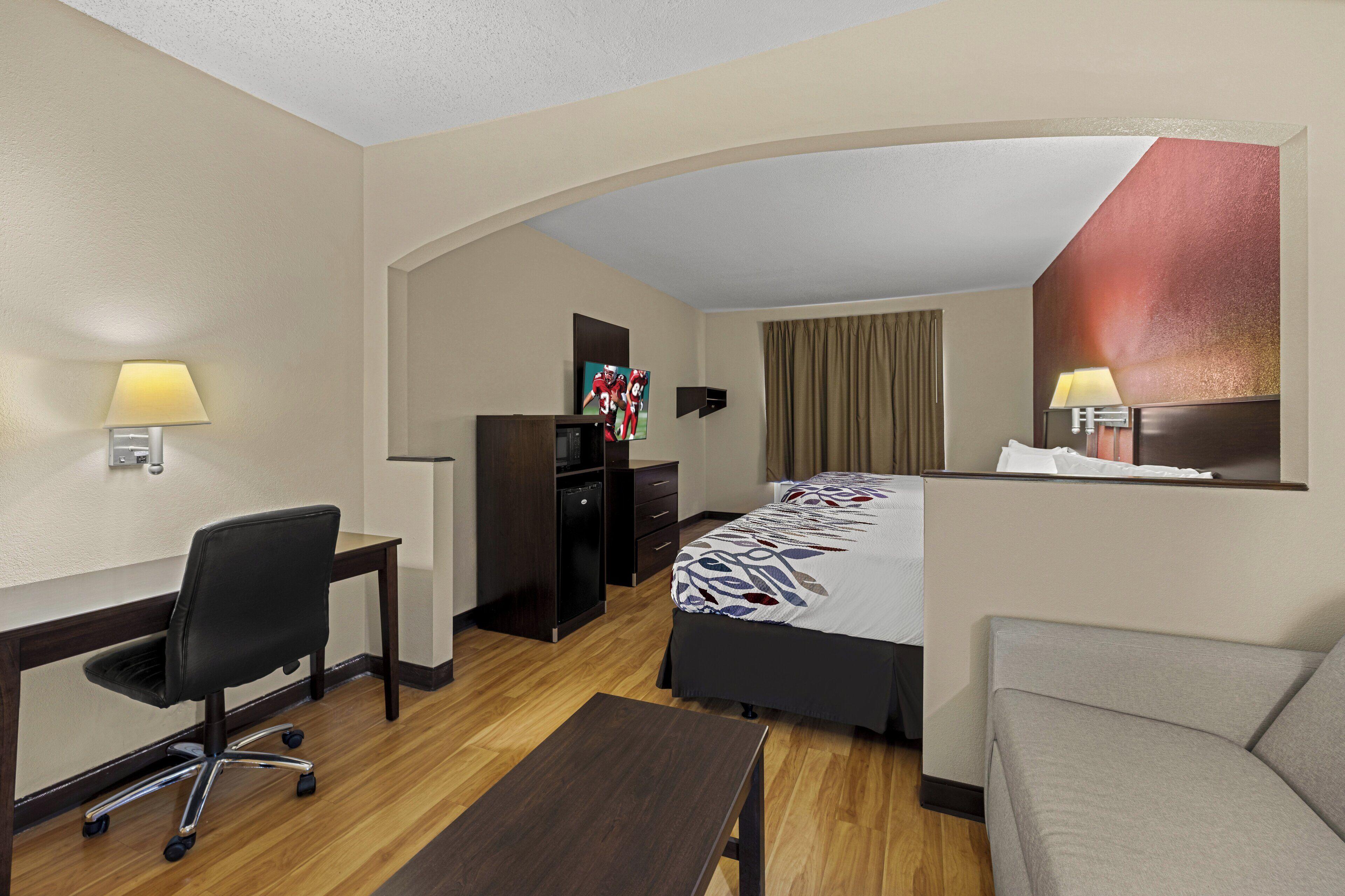 Suite Two Queen Beds Non-Smoking