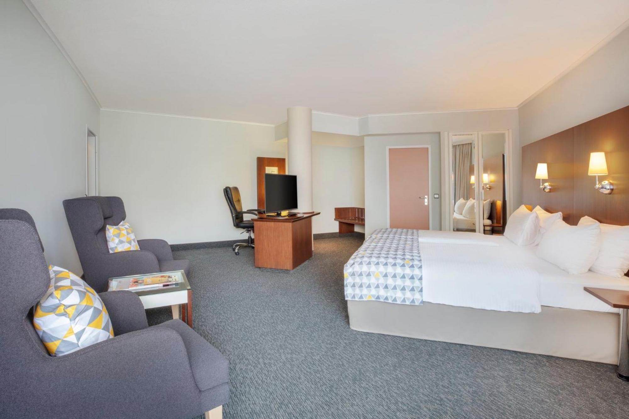 Premium King Room Balcony,1619168758:JPEG