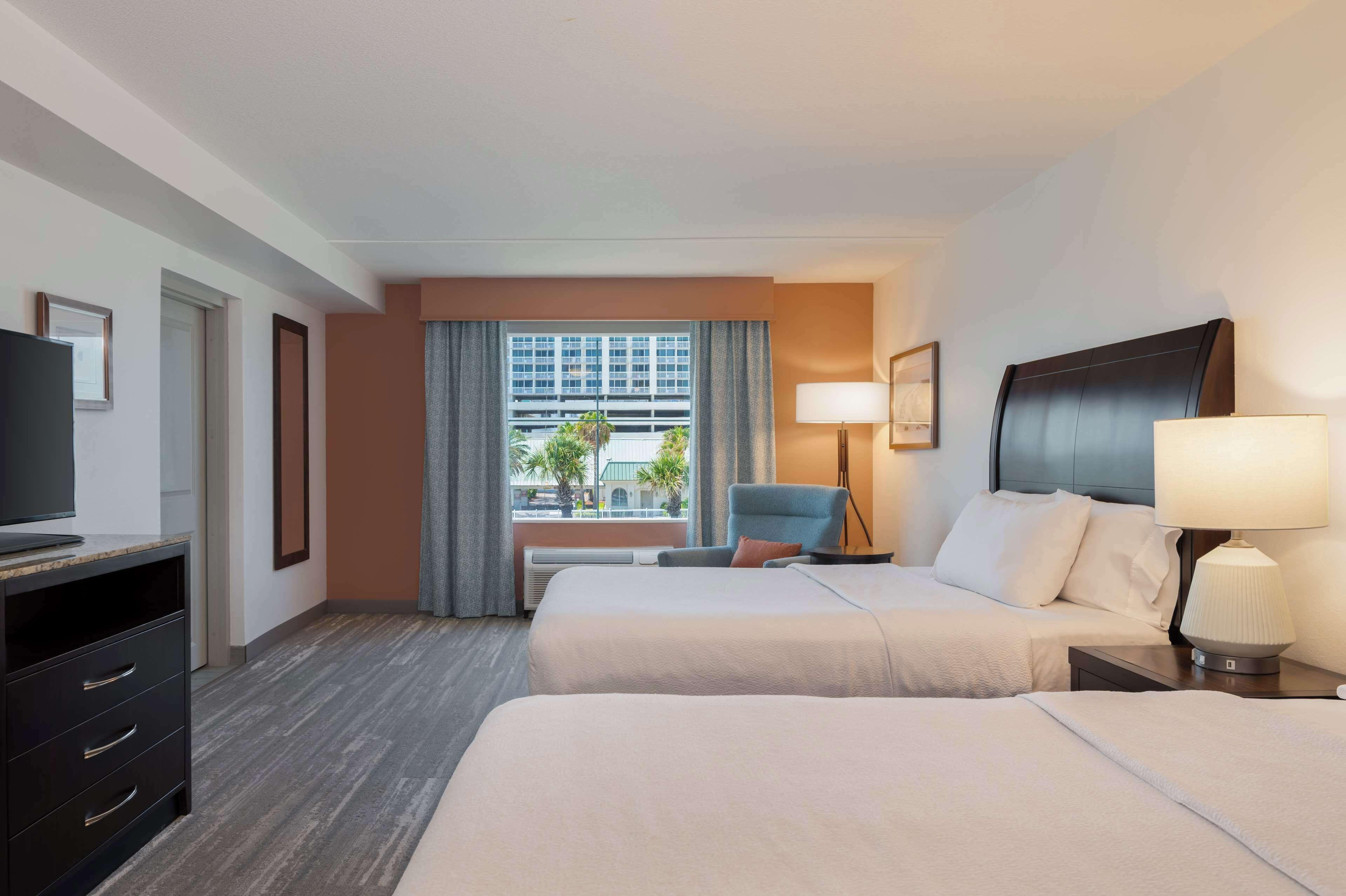Queen Room Two Queen Beds Mobility Access