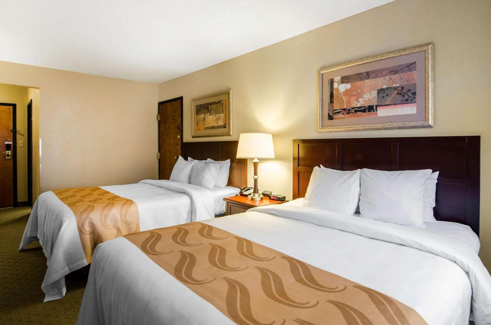 Queen Room Two Queen Beds Non-Smoking
