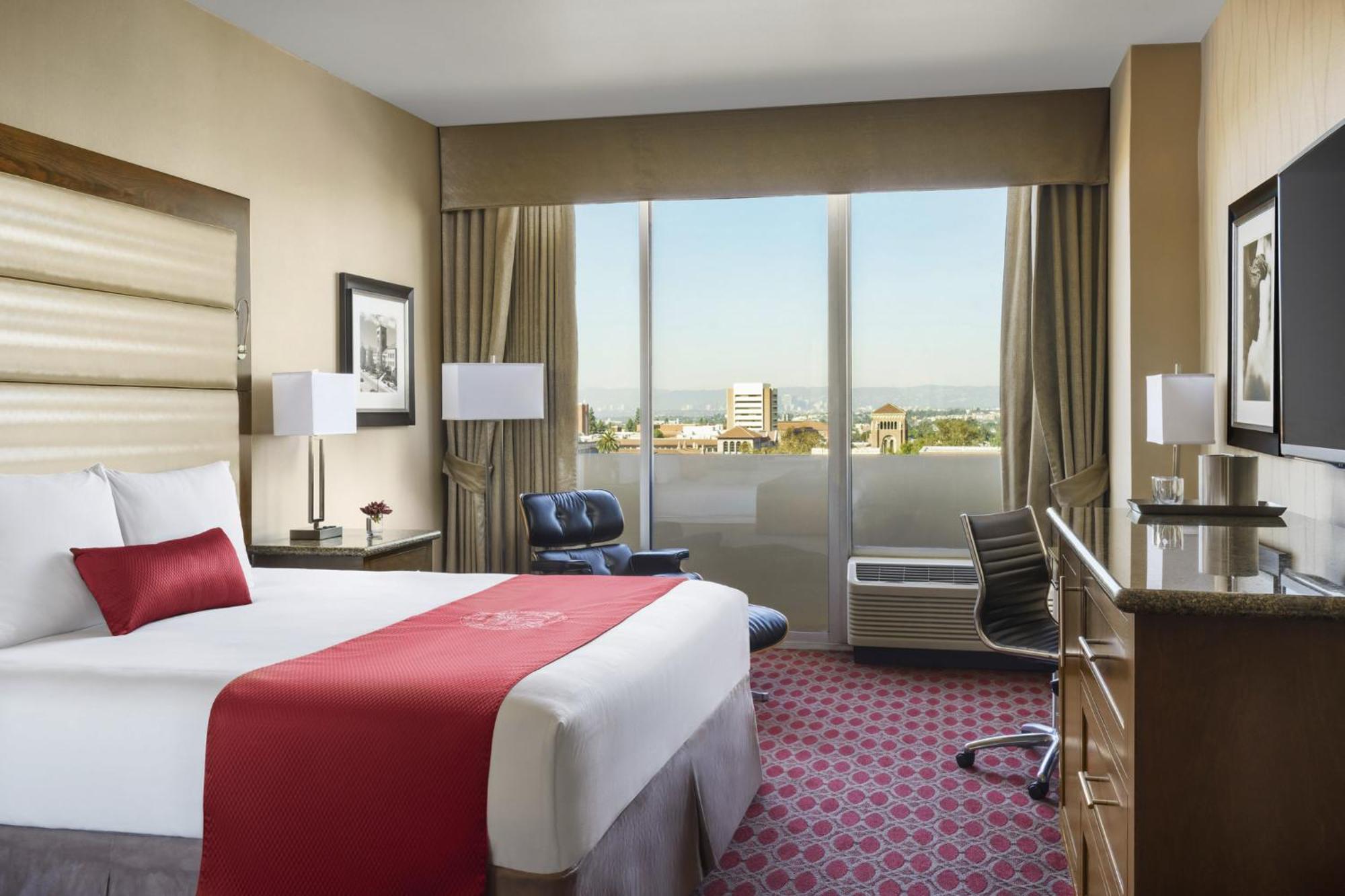 Executive King Room