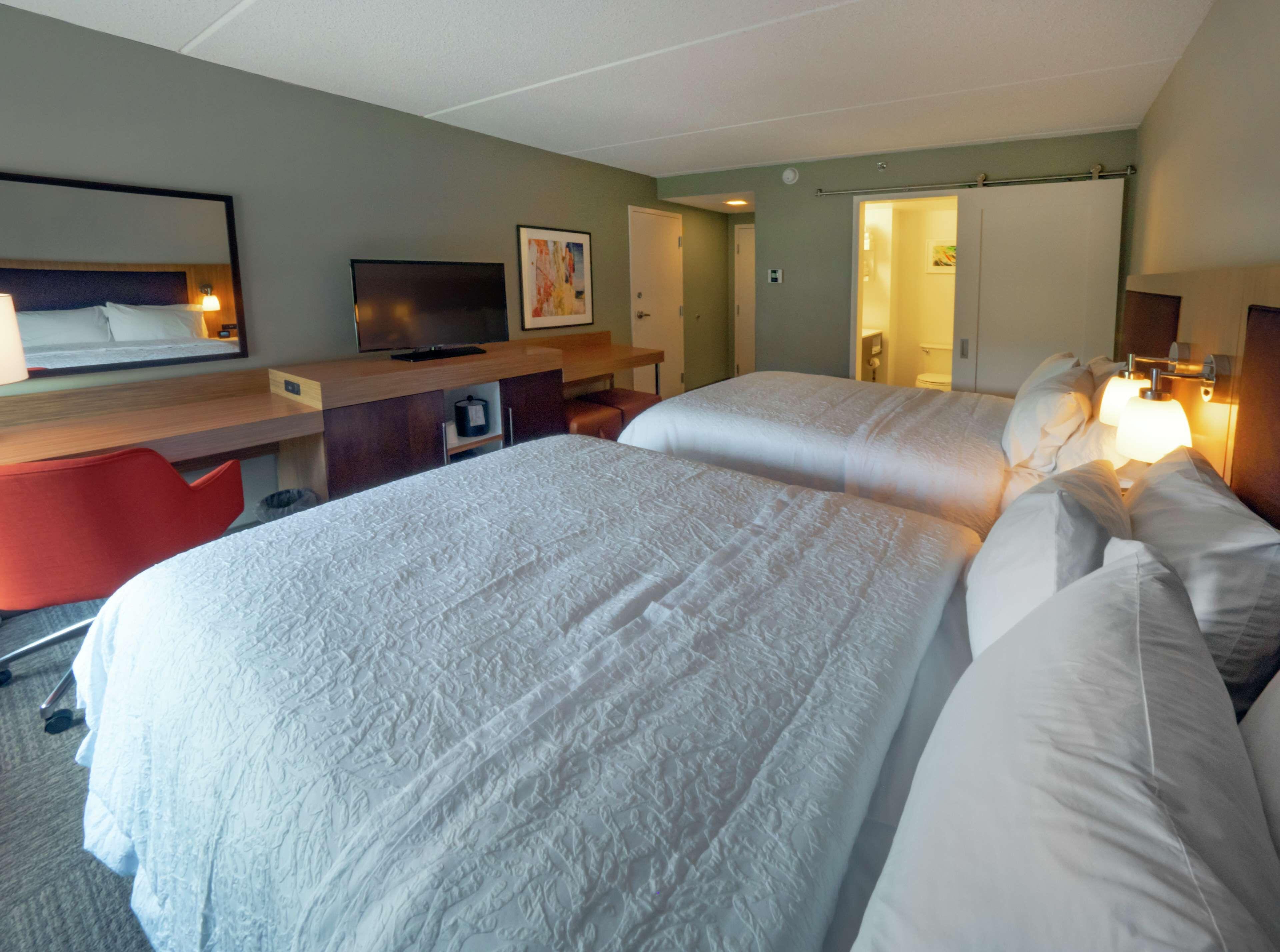 Queen Room Two Queen Beds Non-Smoking