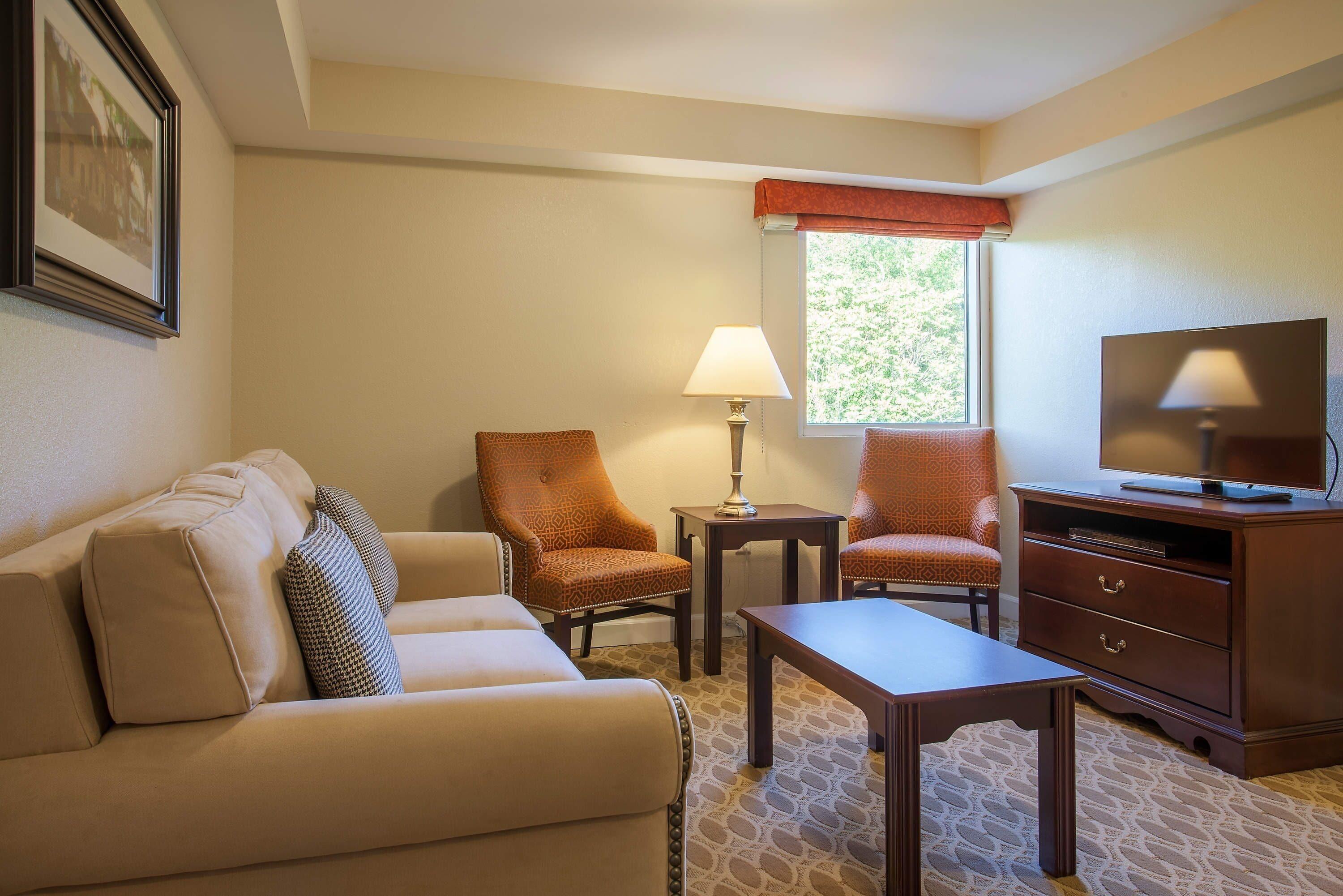 One-Bedroom Suite,1625483056:JPEG