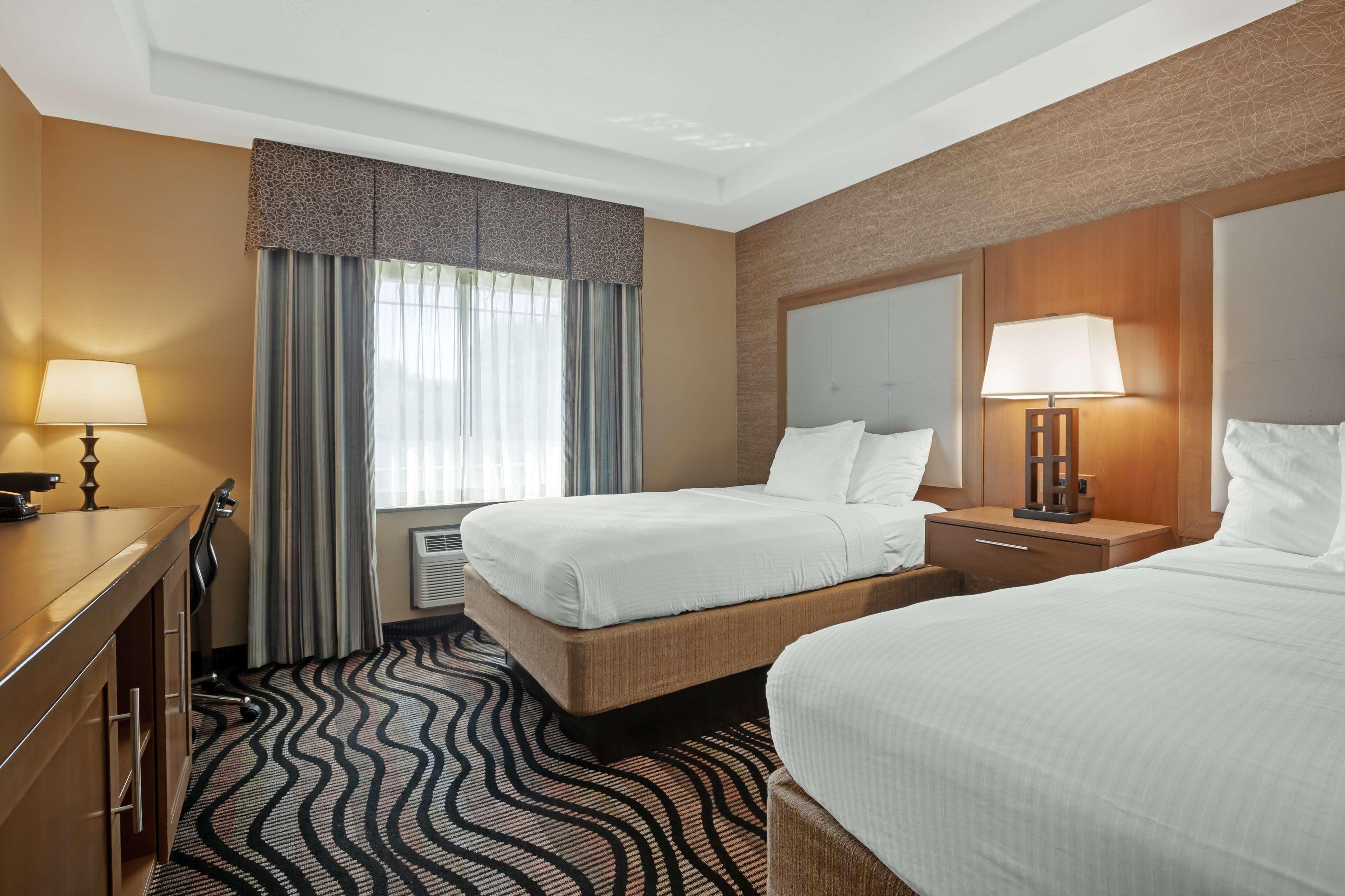 Double Room Two Double Beds Non-Smoking