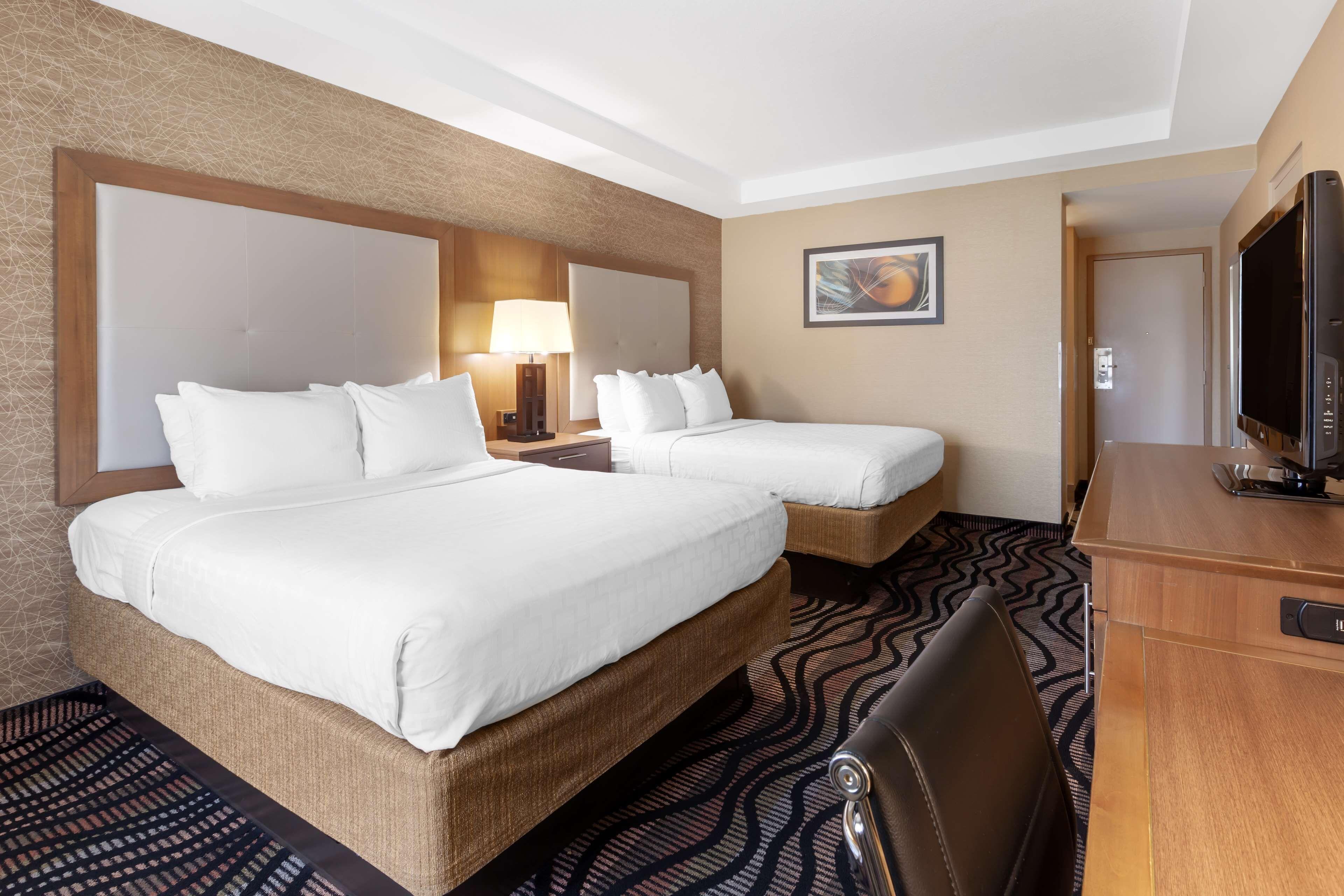 Double Room Two Double Beds Non-Smoking