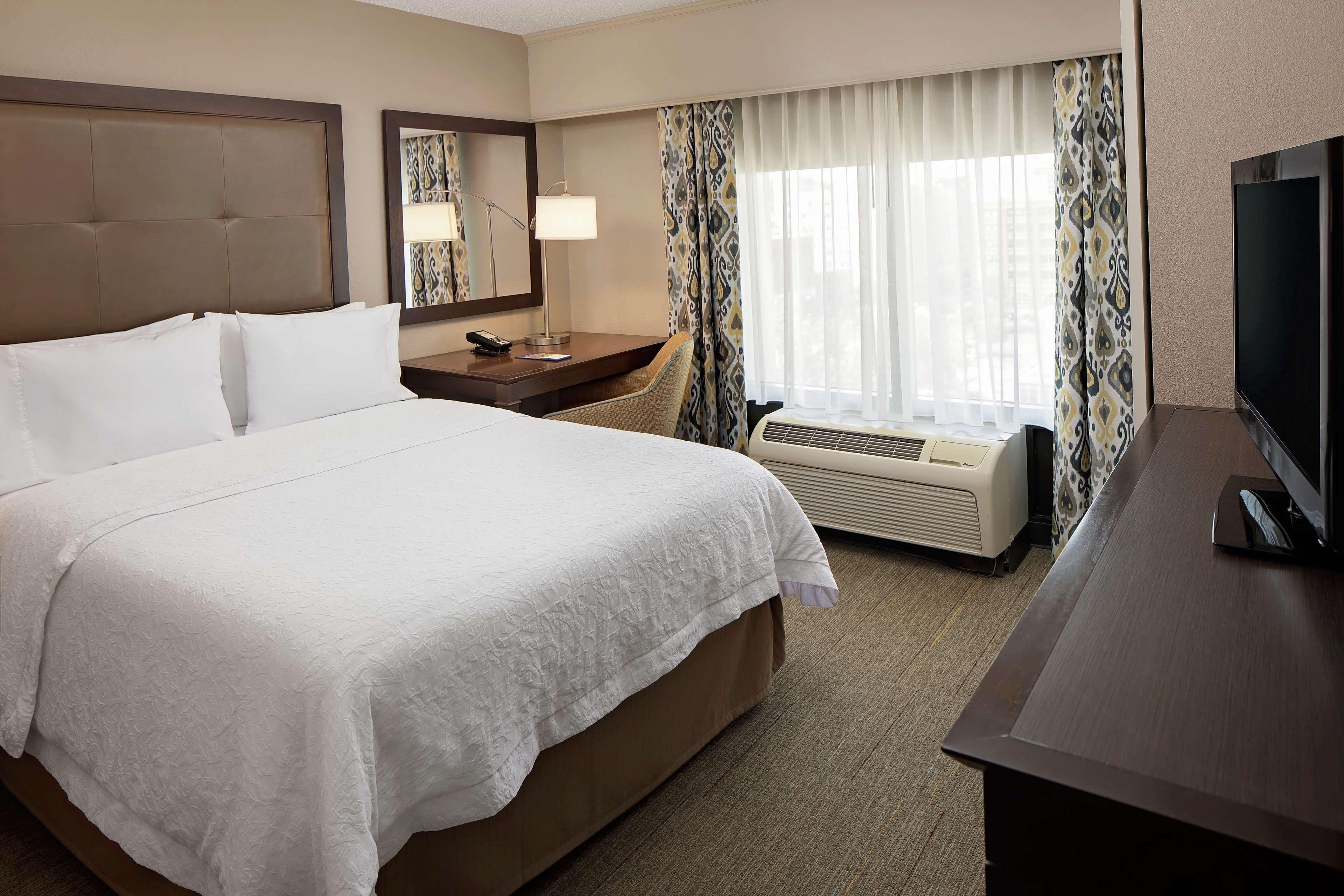 King Room Mobility Access or Non-Smoking