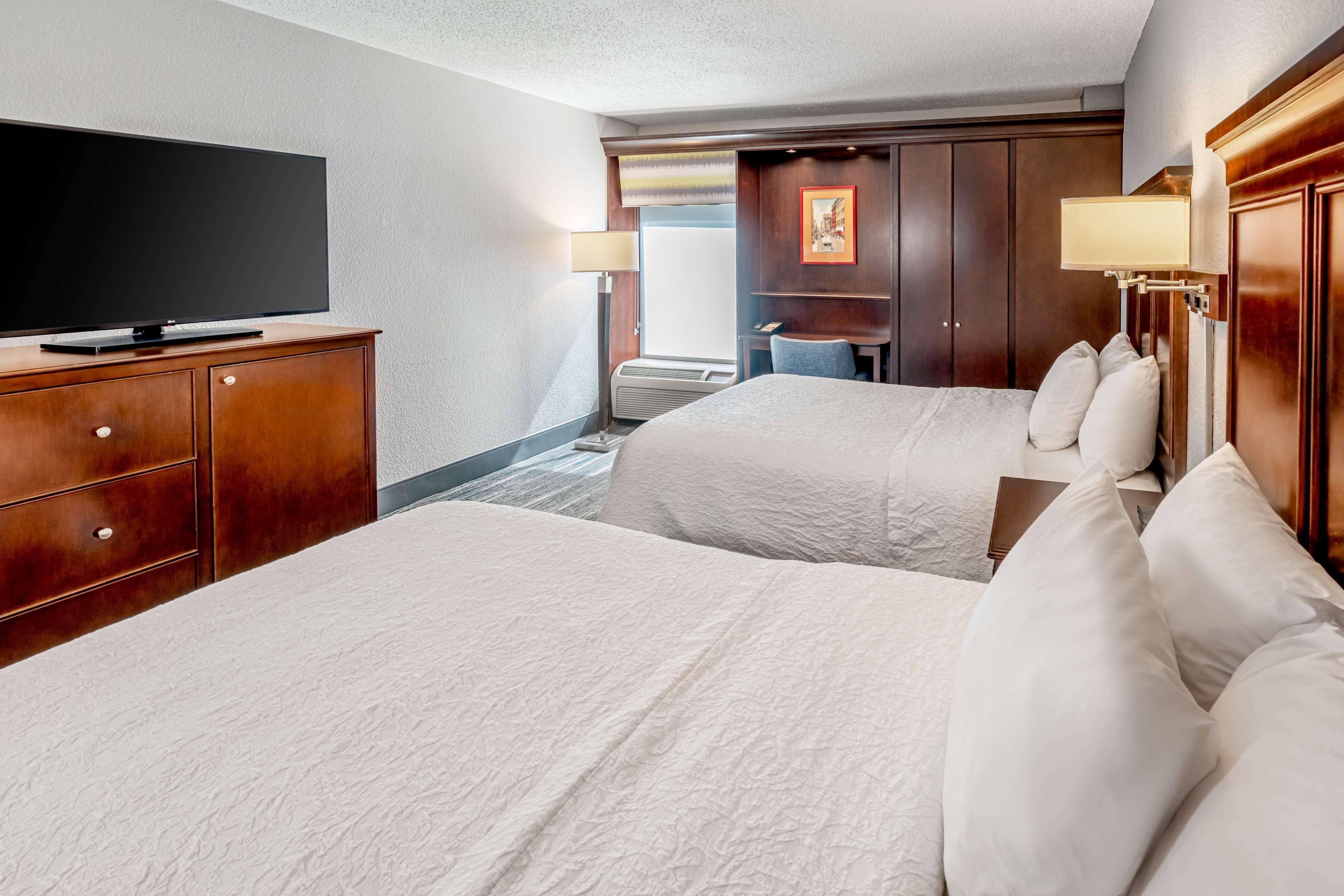 Queen Room two Queen Beds Non Smoking