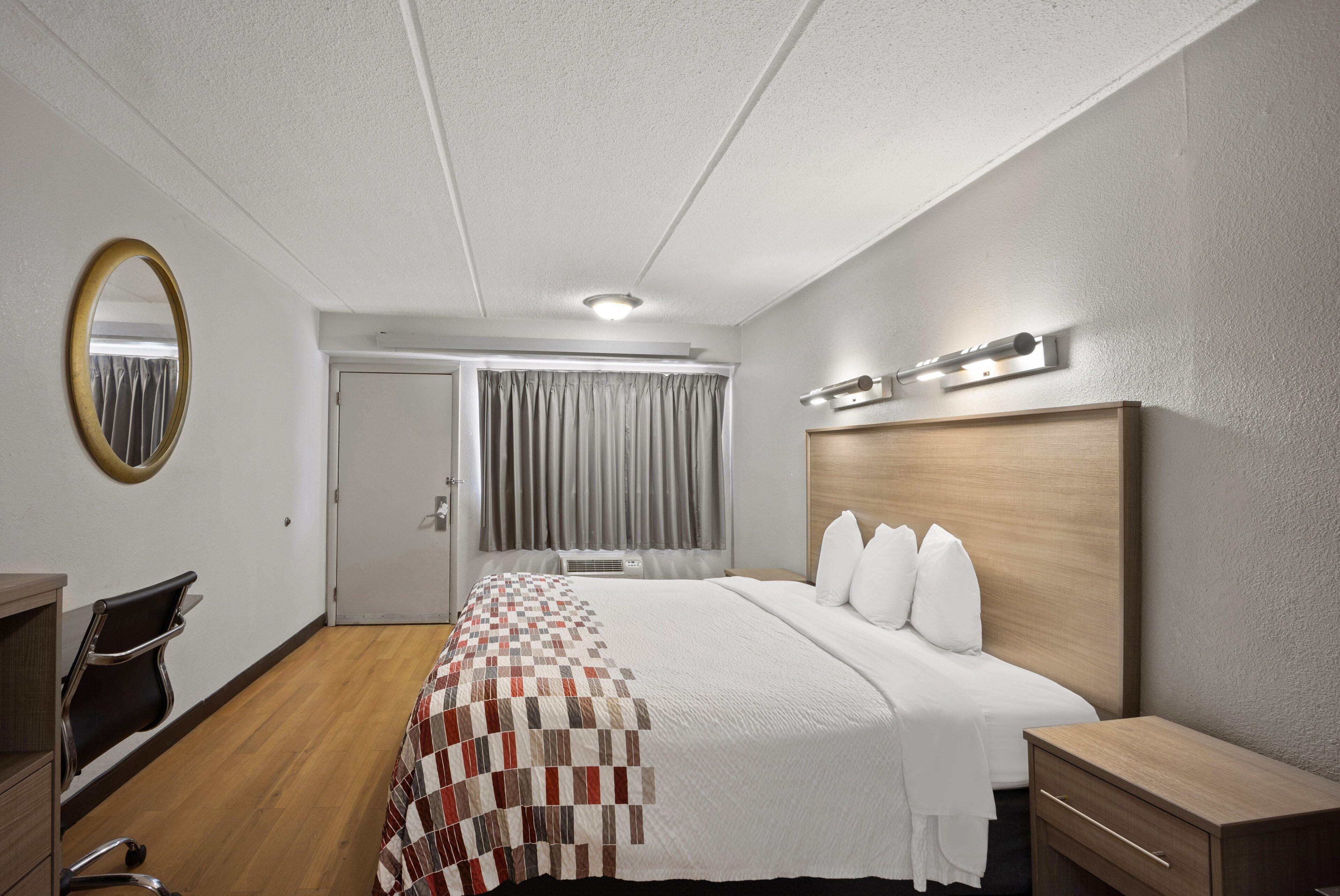 Deluxe King Room Disability Access Non-Smoking,1705841746:JPEG