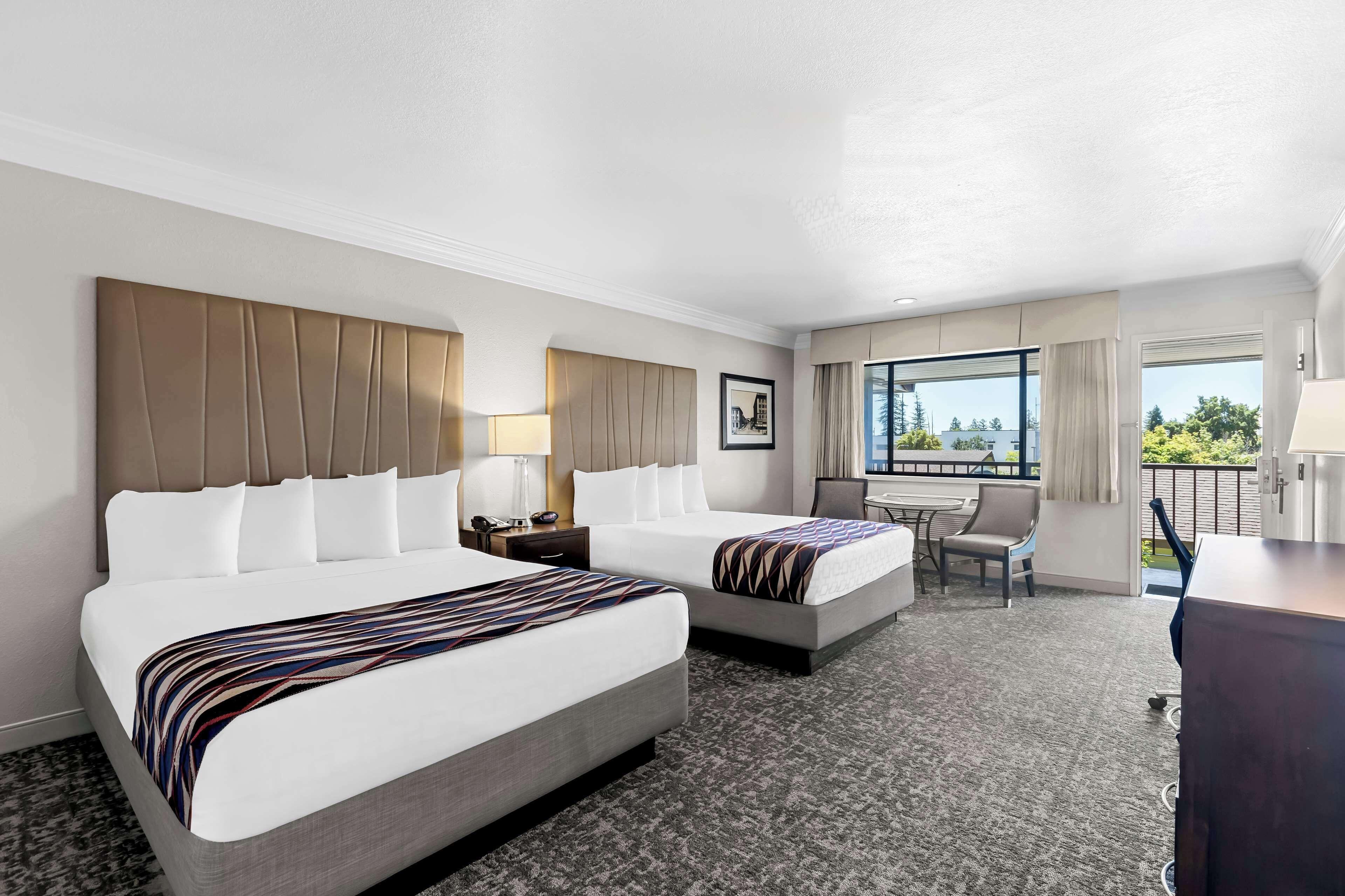 Queen Room Two Queen Beds Non-Smoking
