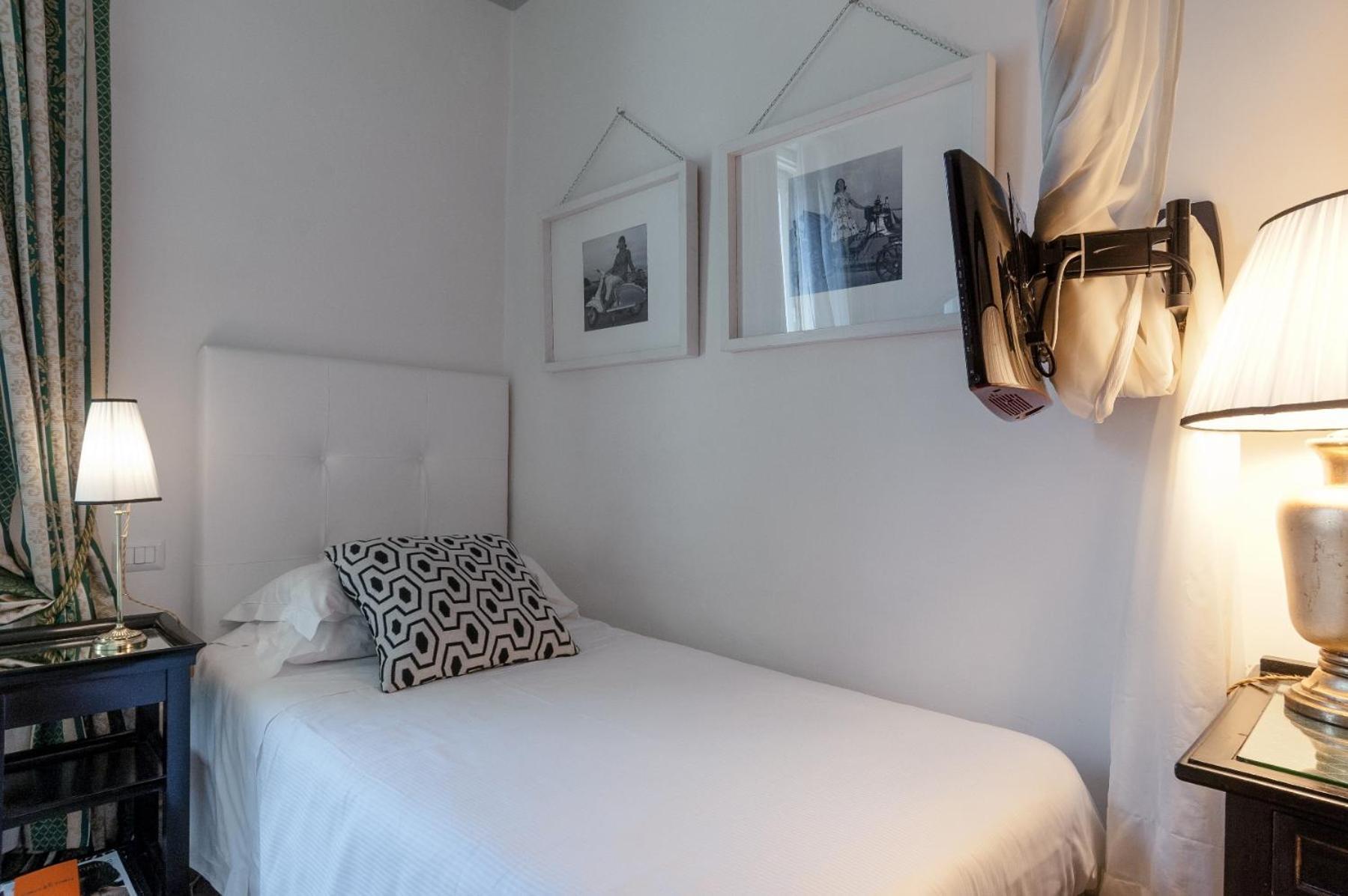 Small Single Room