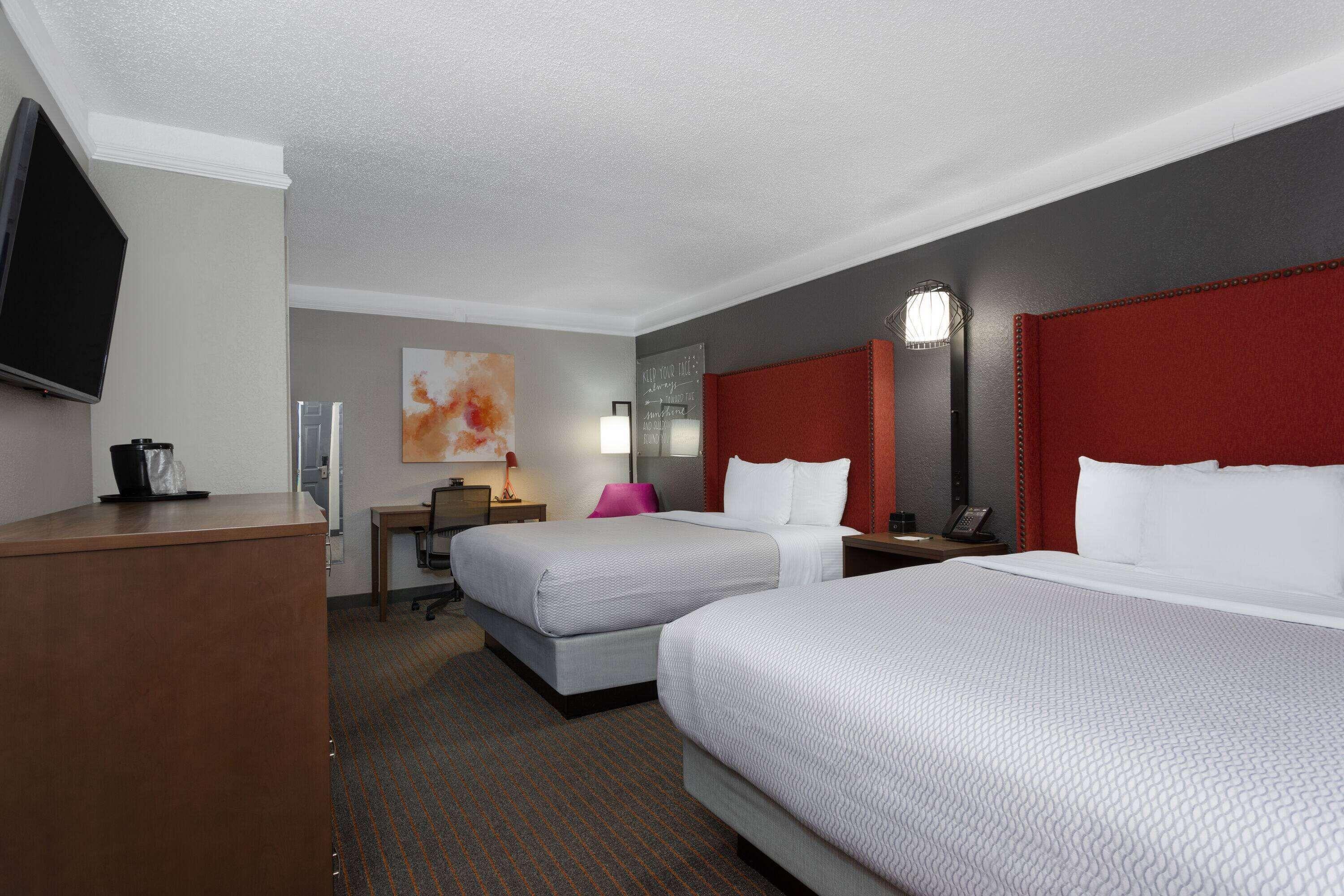 Double Room Two Double Beds Non-Smoking