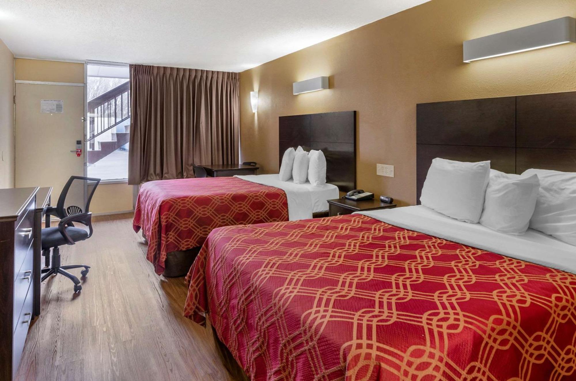 Double Room Two Double Beds Non-Smoking