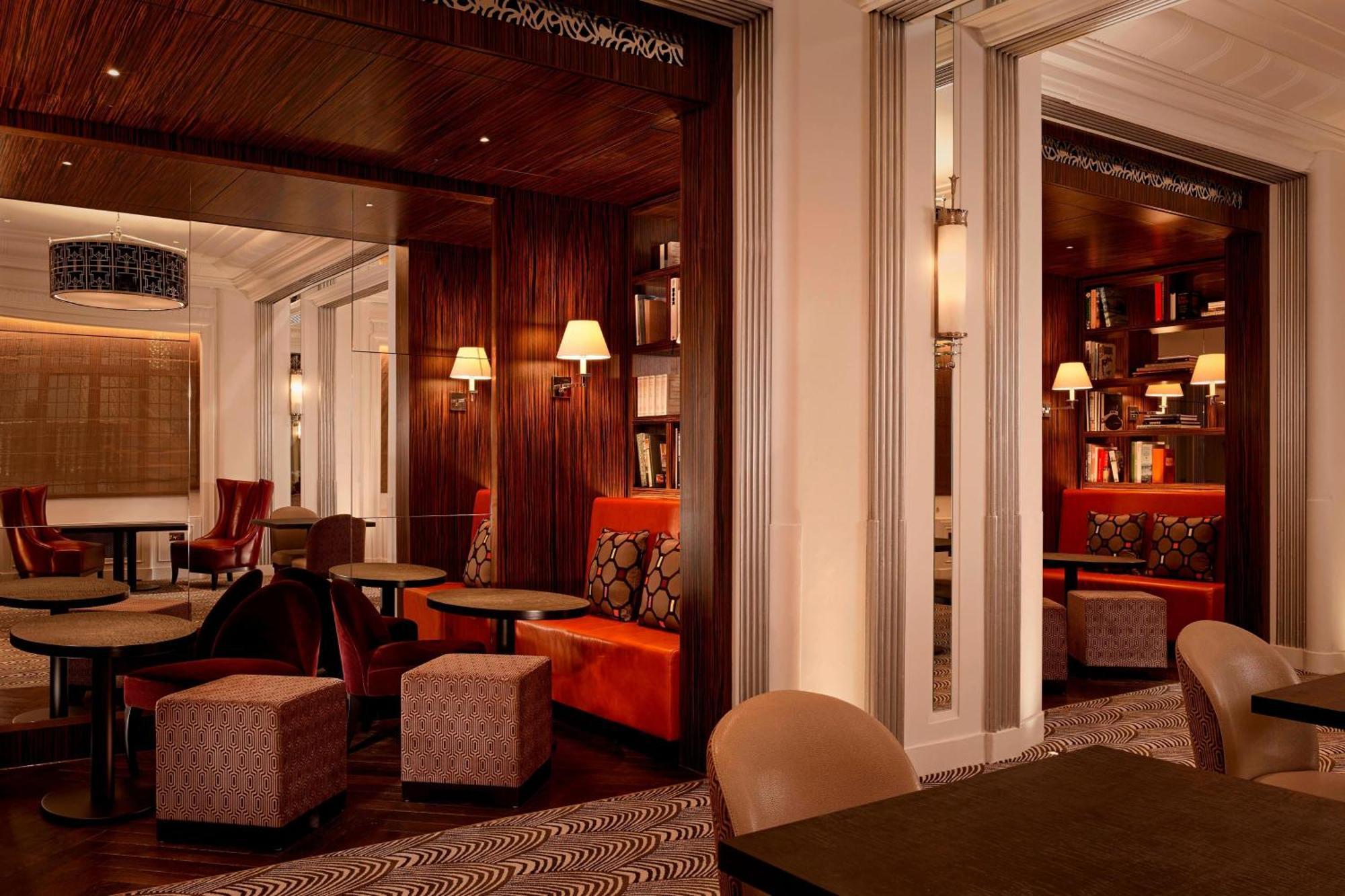 One-Bedroom King Suite Park View Club Lounge Access