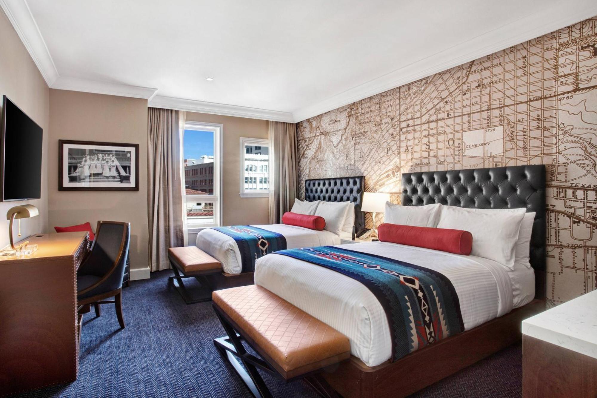 Queen Guest Room