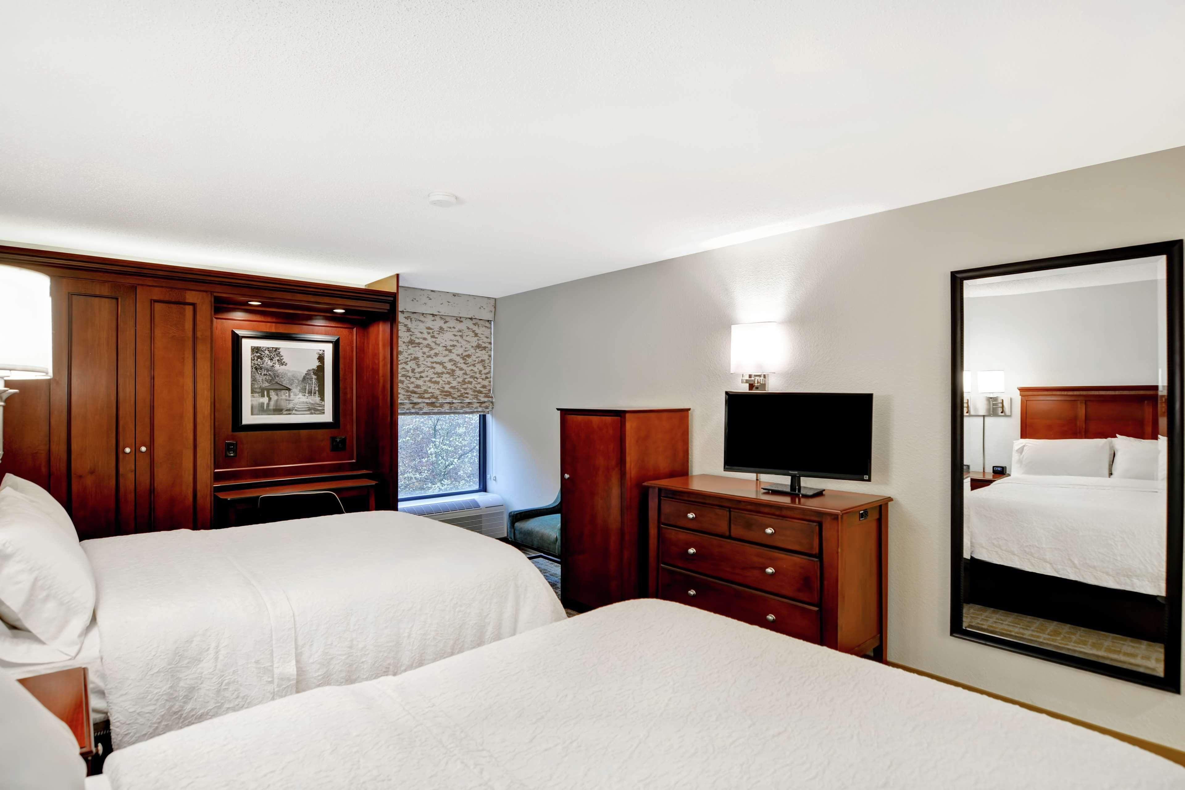 Double Room Two Double Beds Non-Smoking