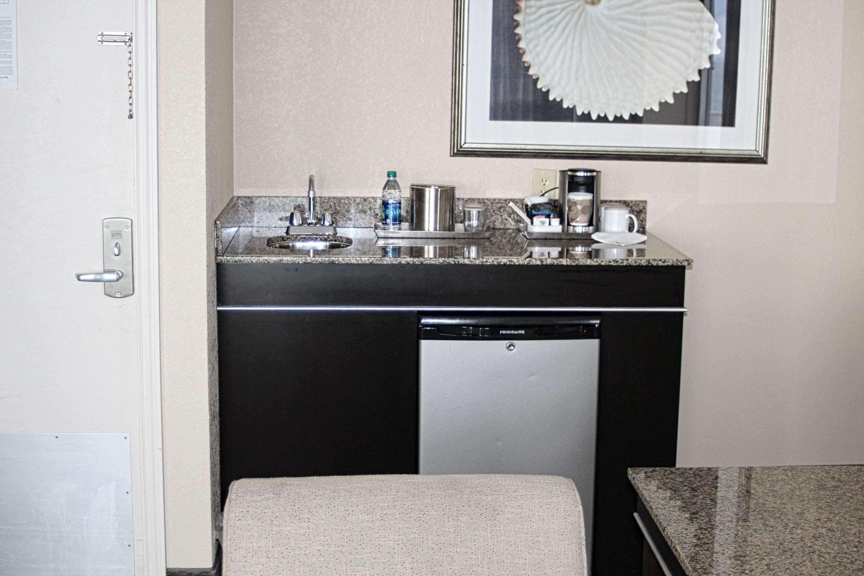 Oceanfront King Studio Suite Sofa Bed Walk Shower over 550 sq ft Balcony,947904523:JPEG