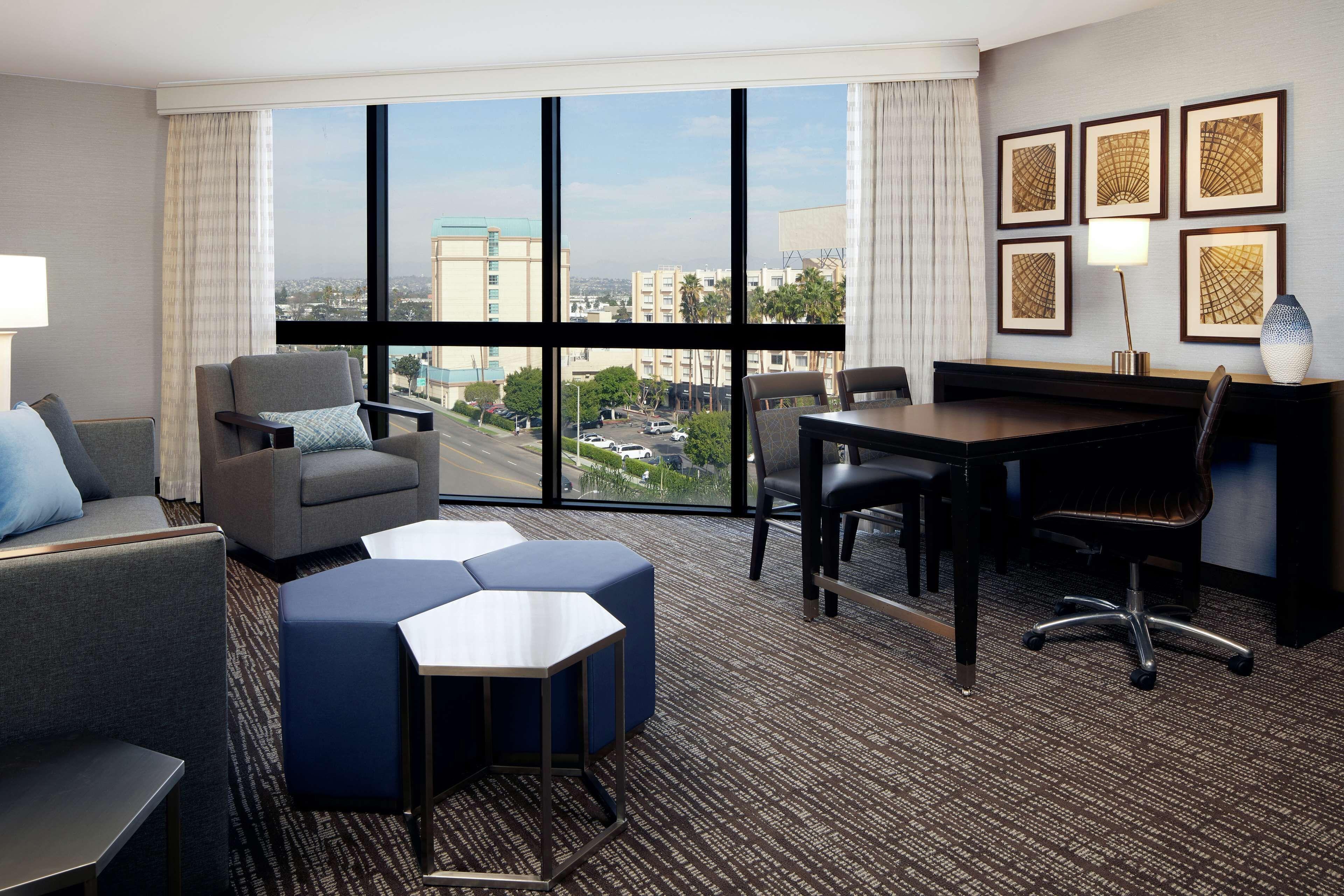 Executive Corner King Suite Non-Smoking