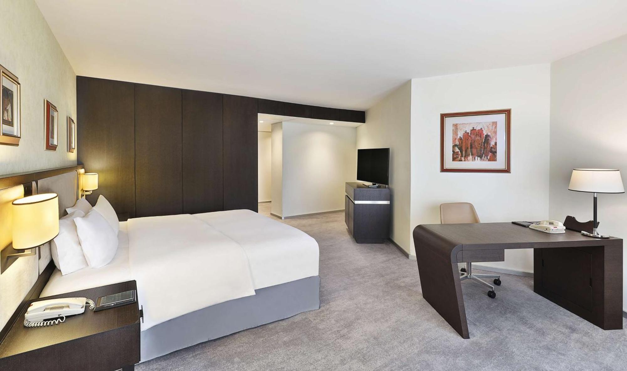 Deluxe King Room