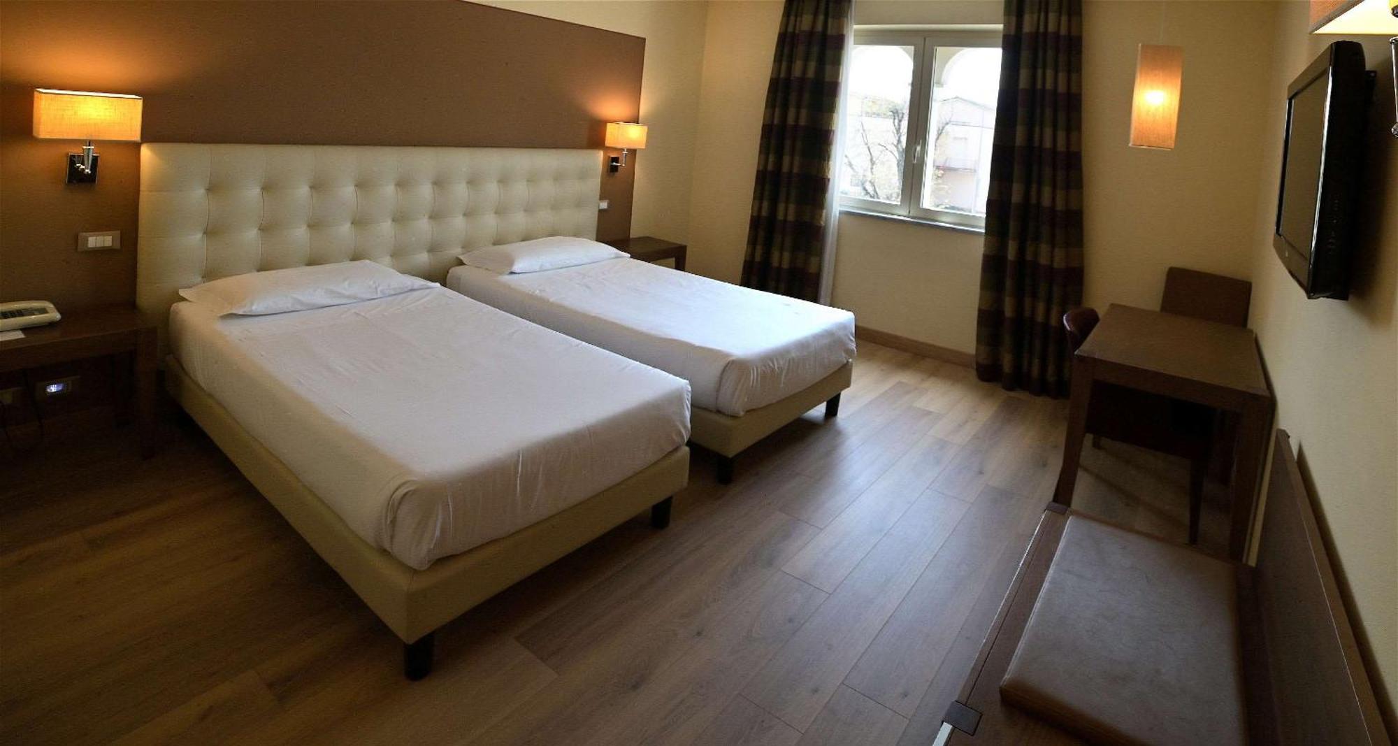 Classic Twin Room