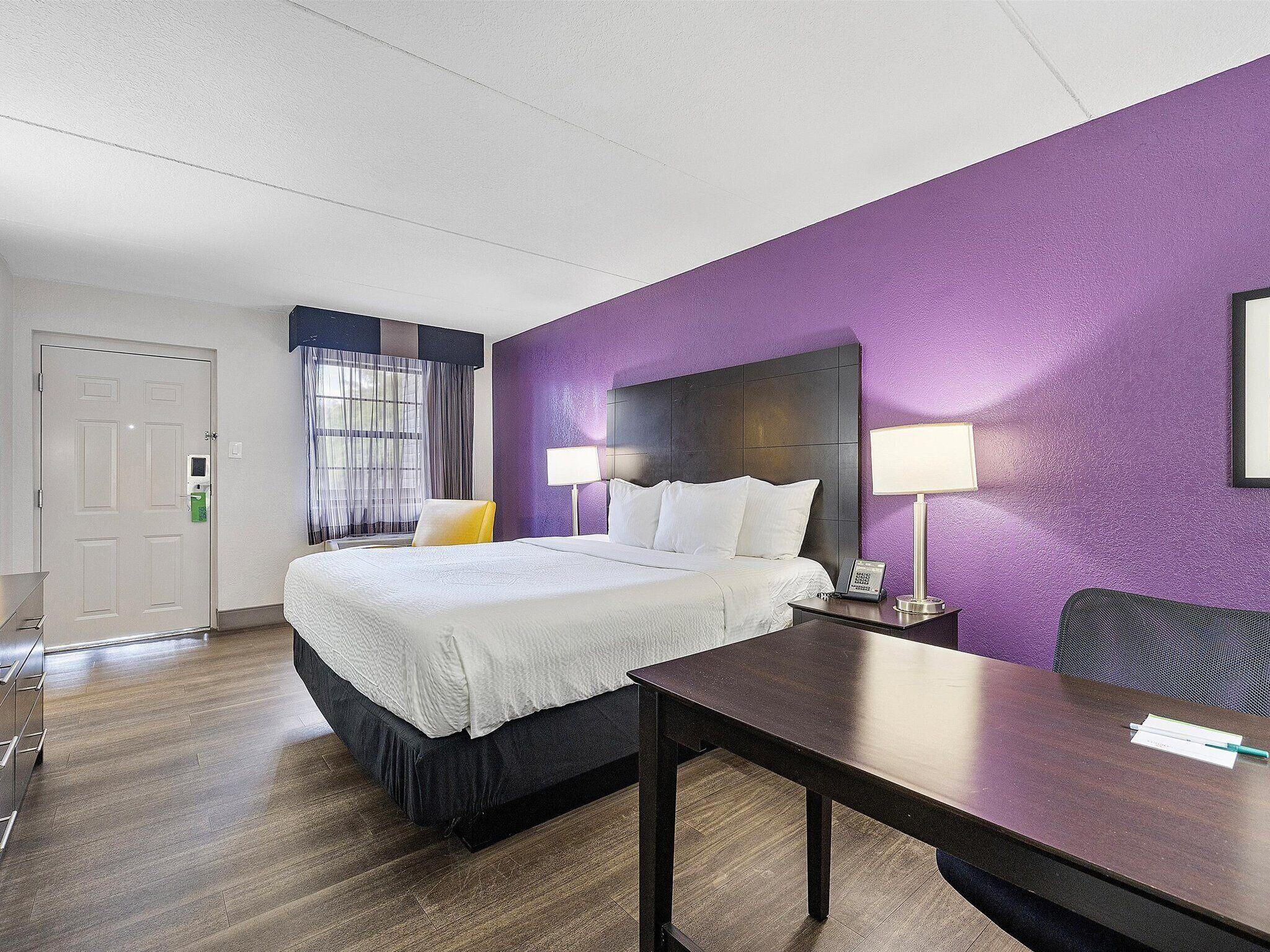 Standard King Room