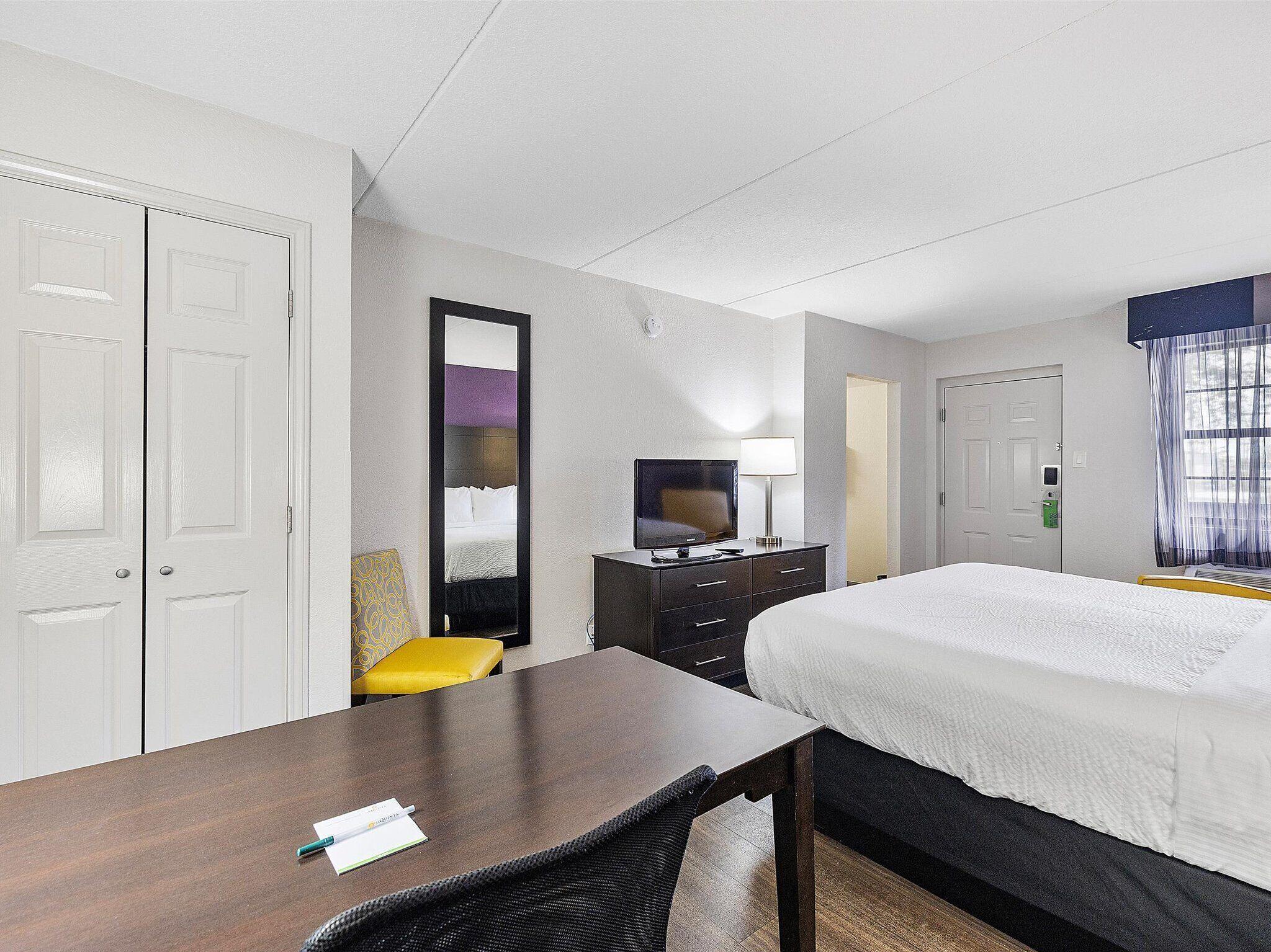 Standard King Room