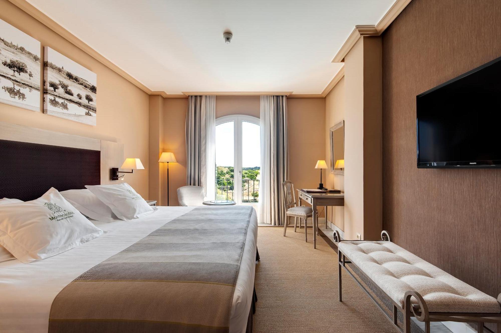 Double Room Golf view