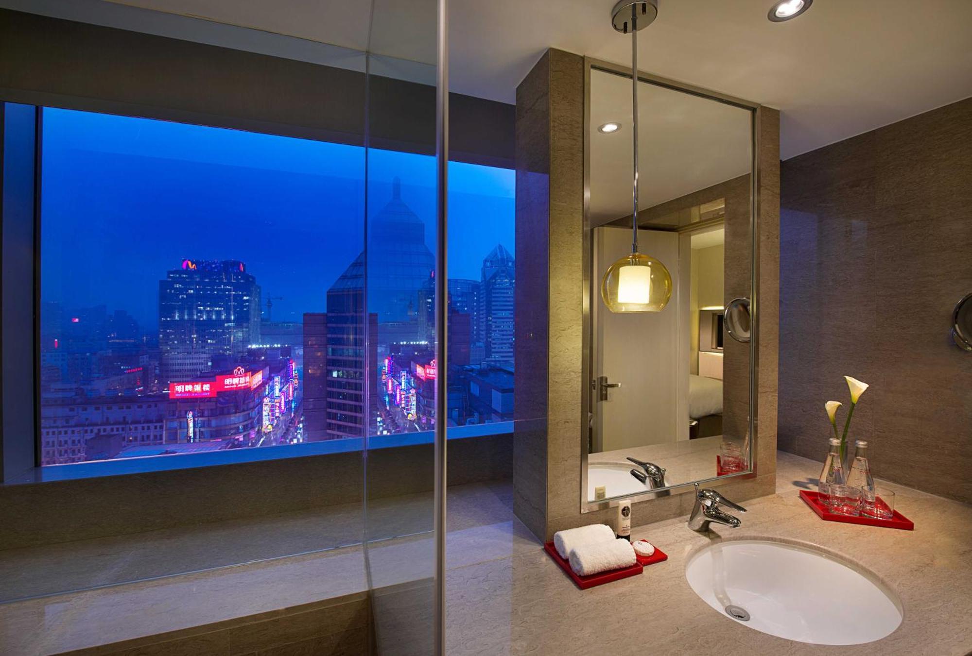 Collection Executive Room