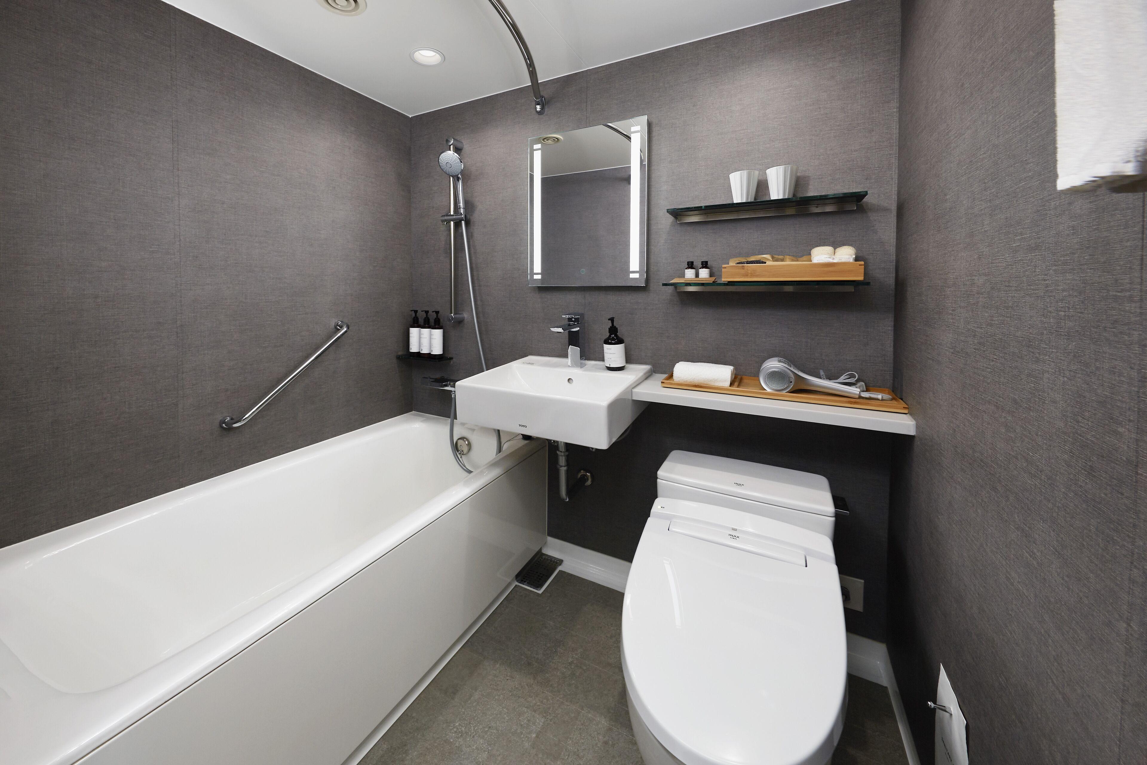 Double or Twin Room Non-Smoking Check after 6PM & Check out before 11AM,1645012369:JPEG