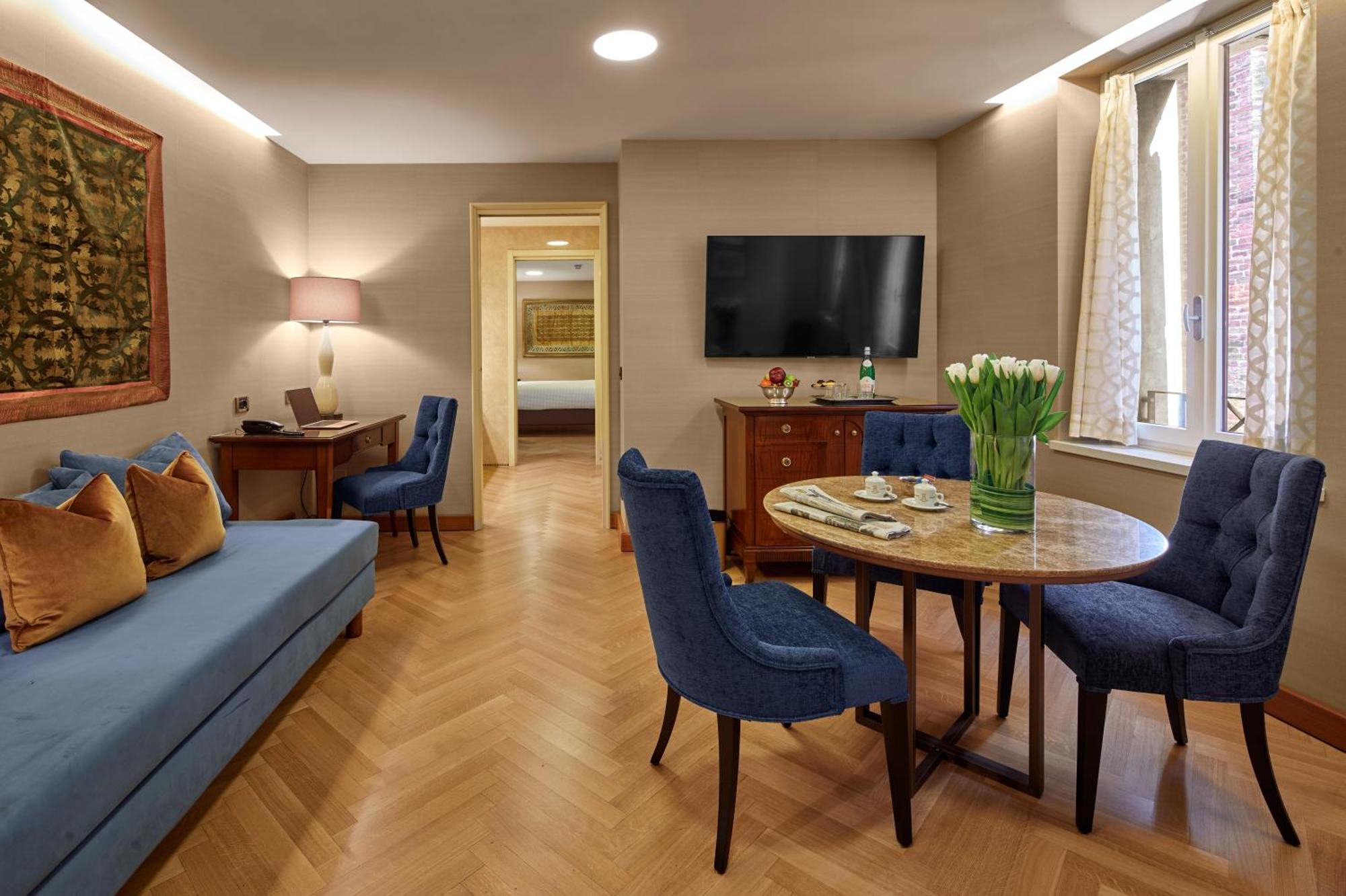 Suite