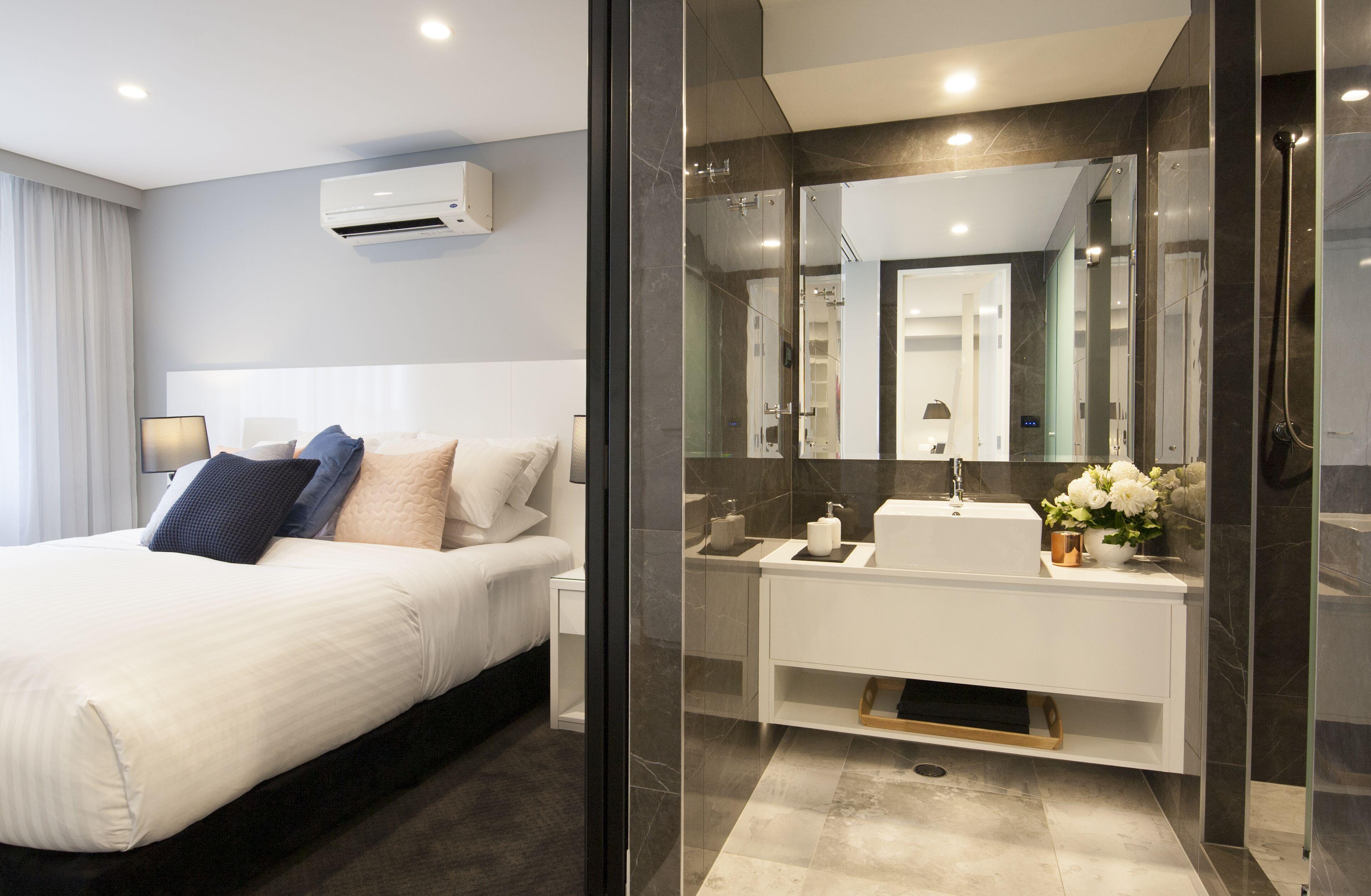 Crown Suite