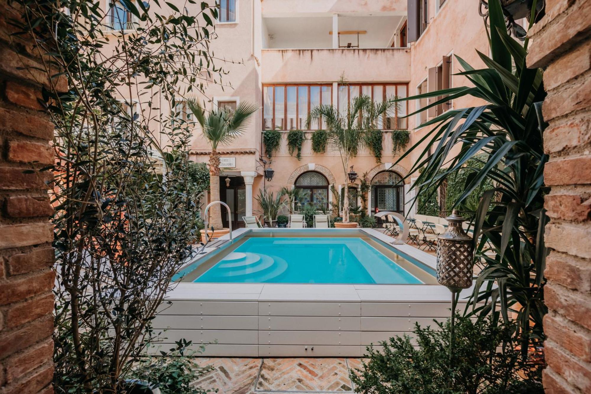 Double or Twin Room Swimming Pool Access