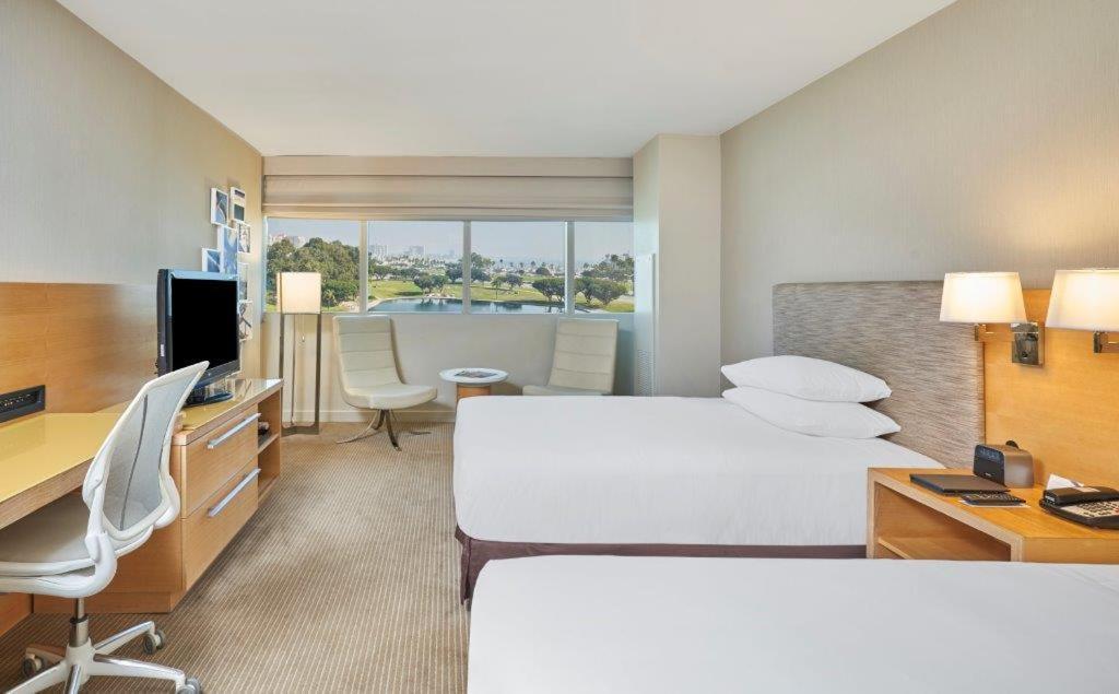 Double Room Two Double Beds Harbour View High Floor