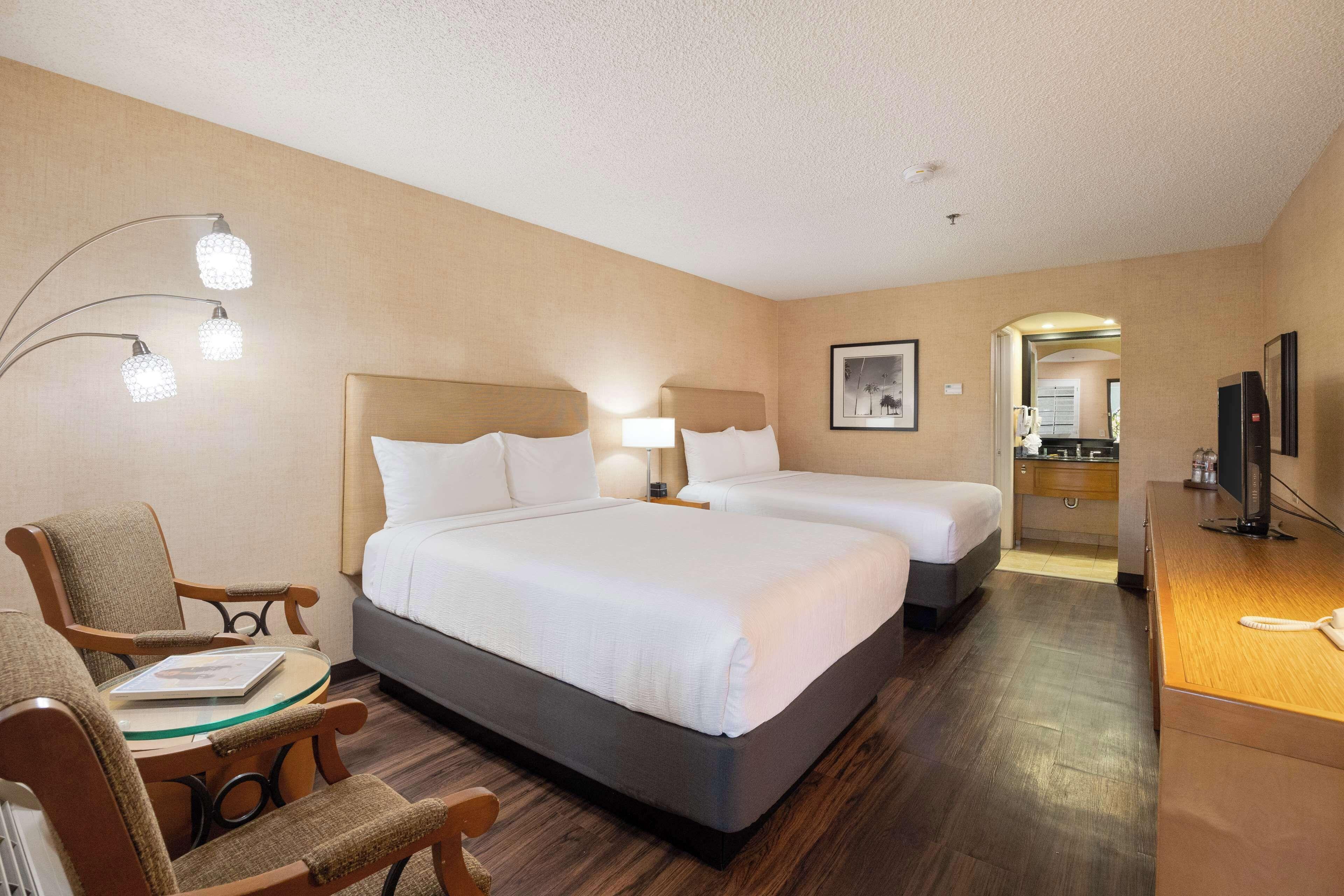 Queen Room Two Queen Bed Pool View Non-Smoking