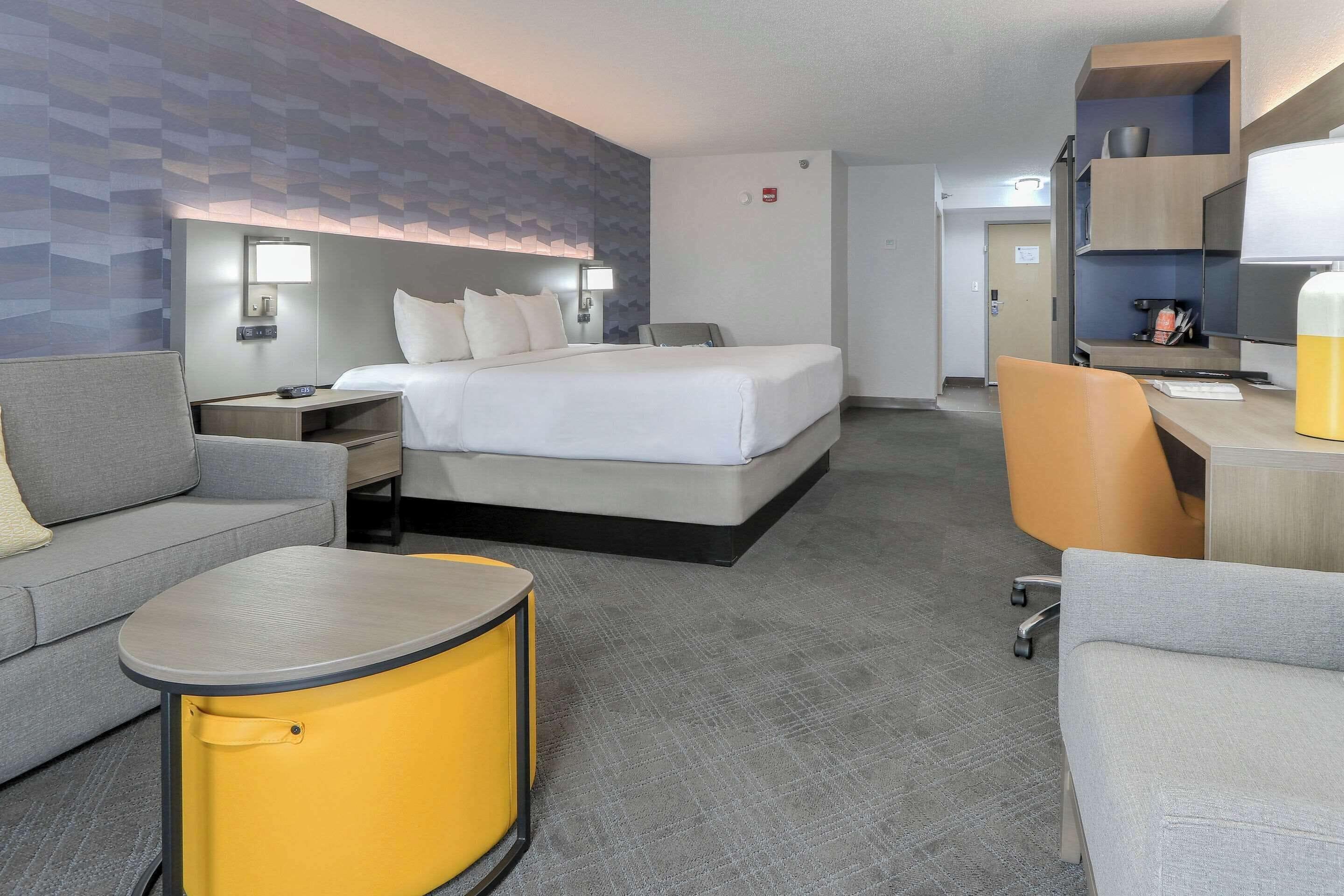 King Room Disability Access or Non-Smoking