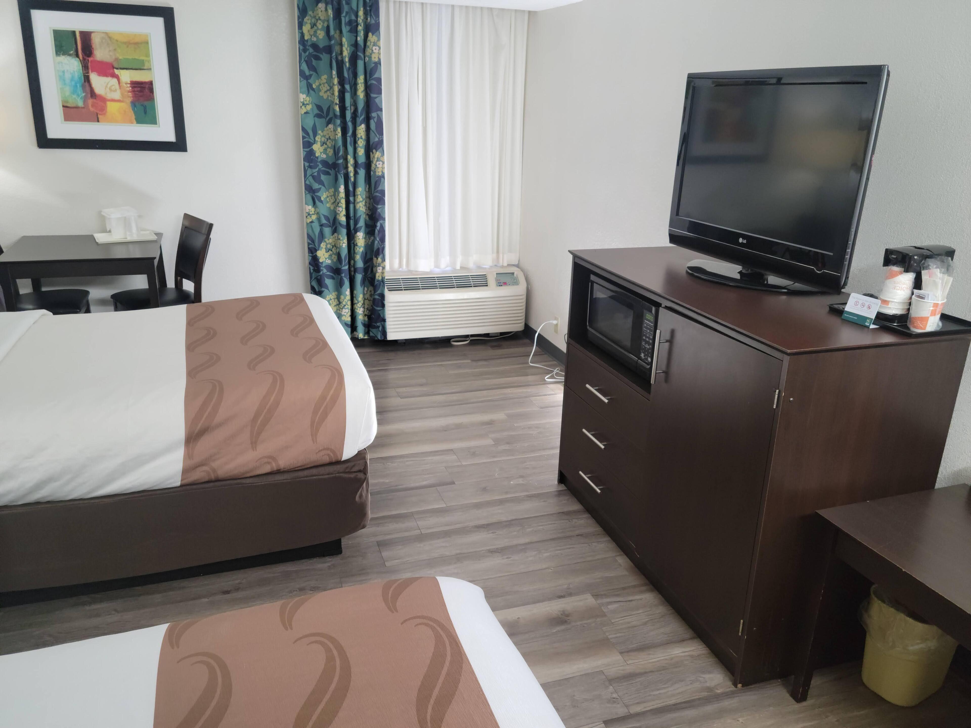 Double Room Two Double Beds Non-Smoking