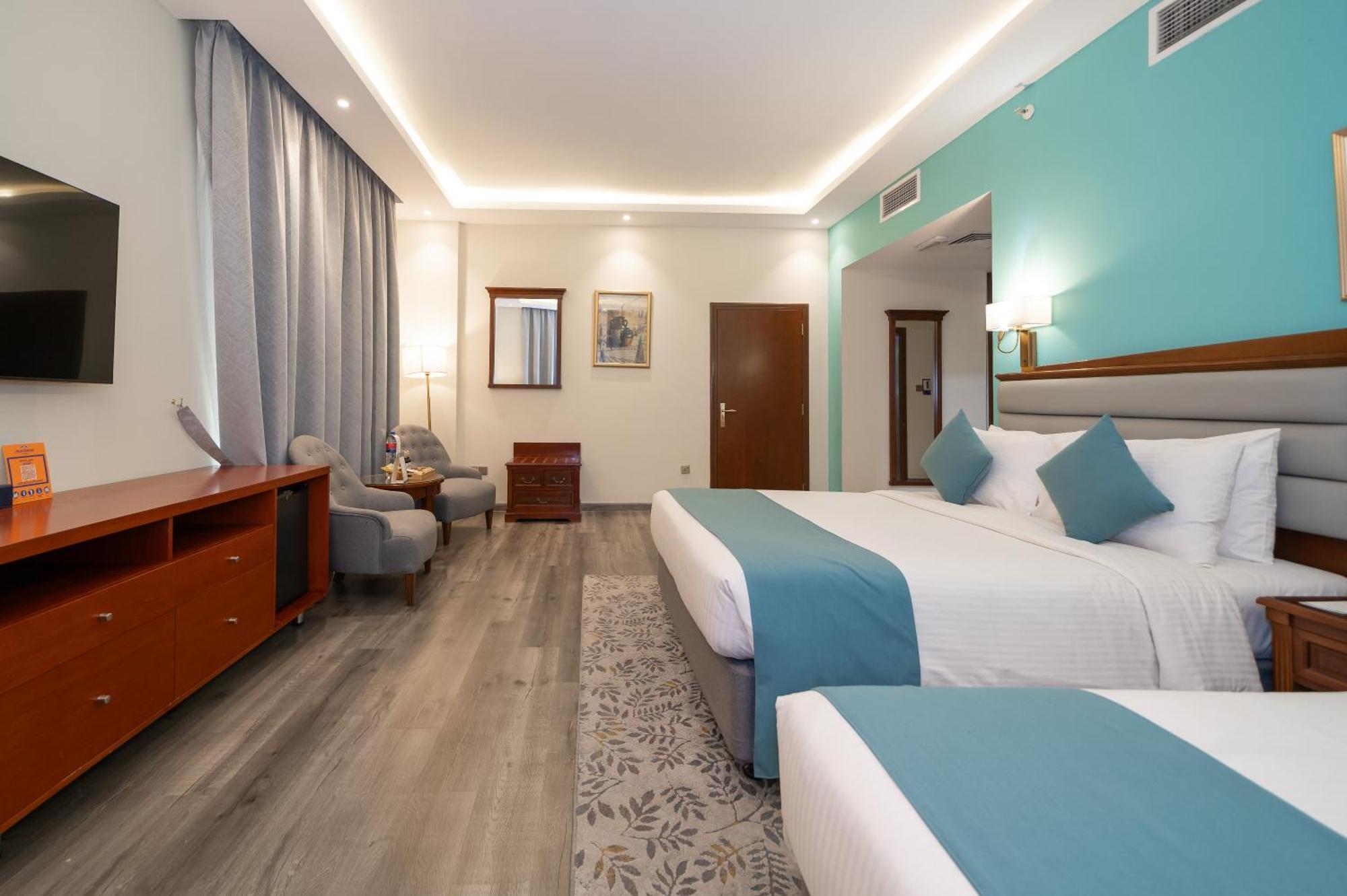 Junior Suite Two Queen Beds Non-Smoking