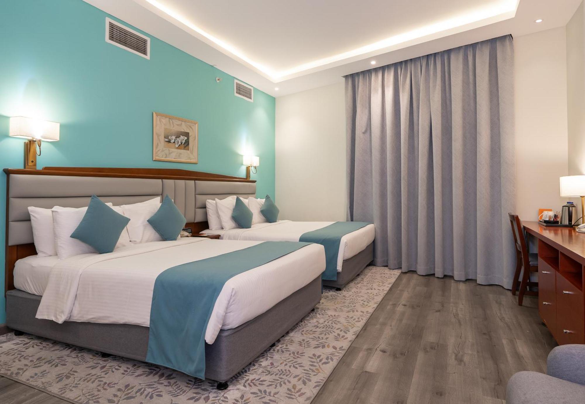 Junior Suite Two Queen Beds Non-Smoking