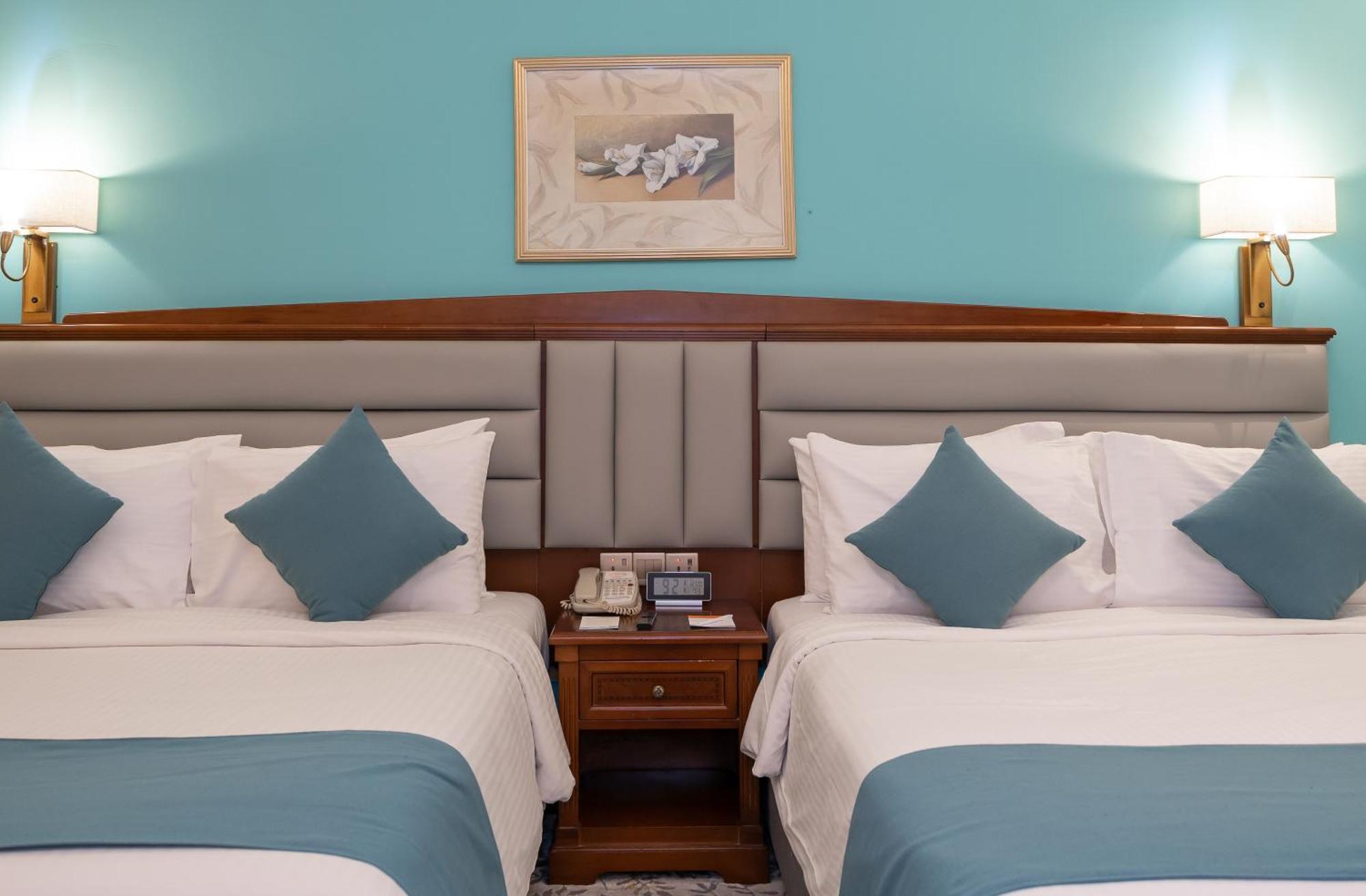 Junior Suite Two Queen Beds Non-Smoking