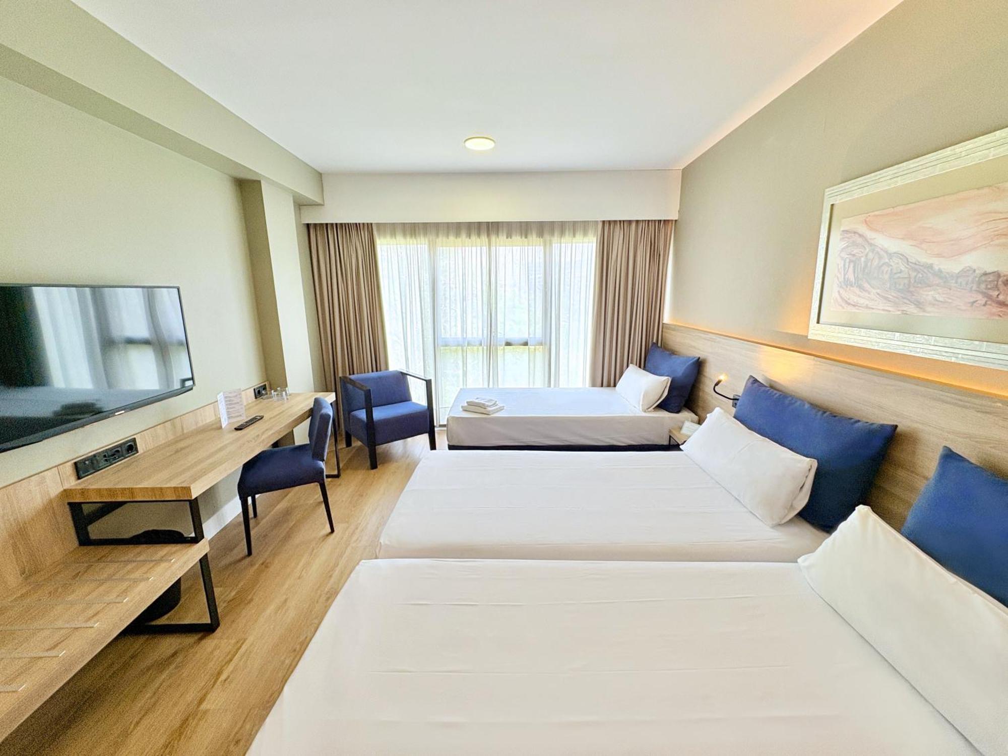 Twin Room Extra Bed